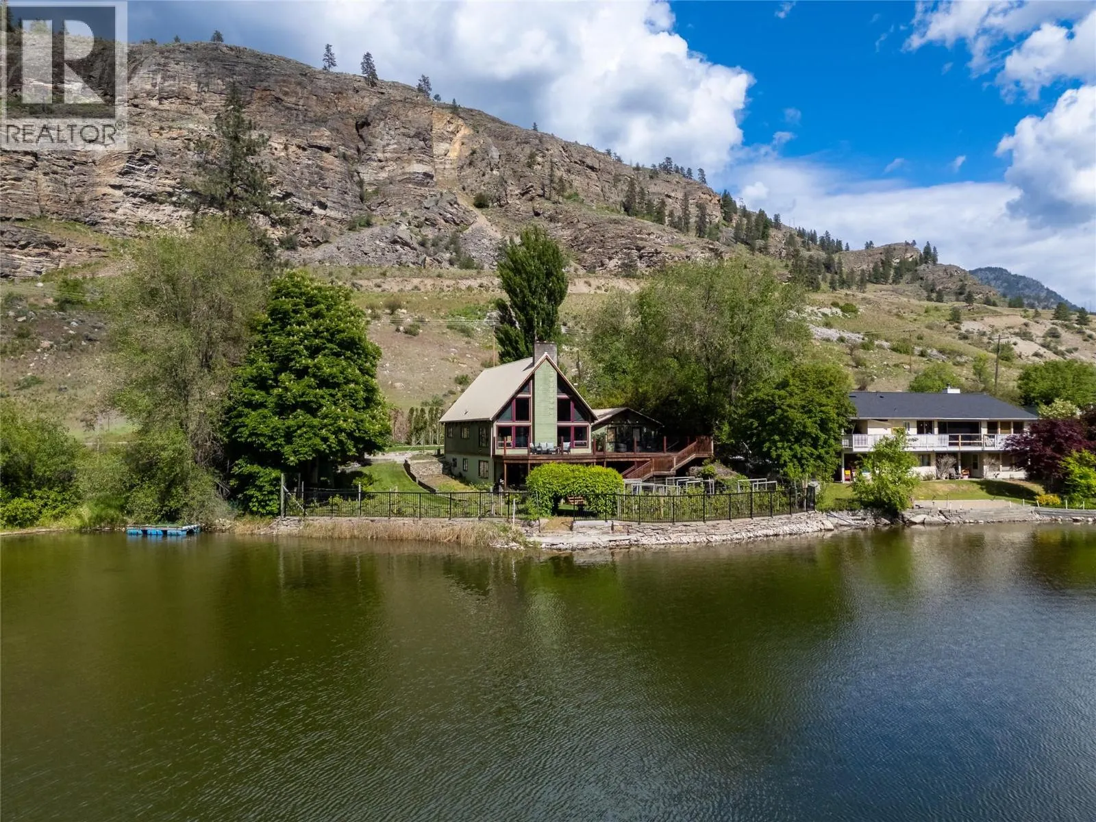 3104 Vaseux Lake Crescent