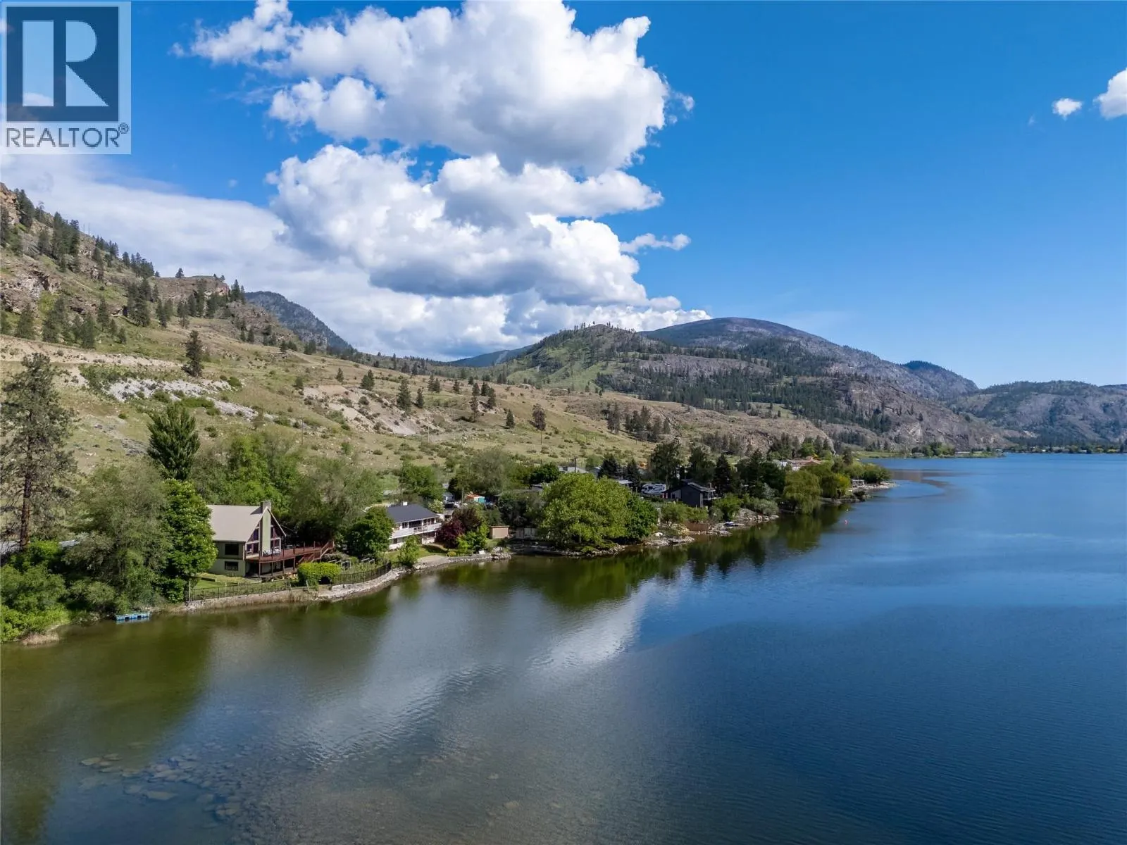 3104 Vaseux Lake Crescent