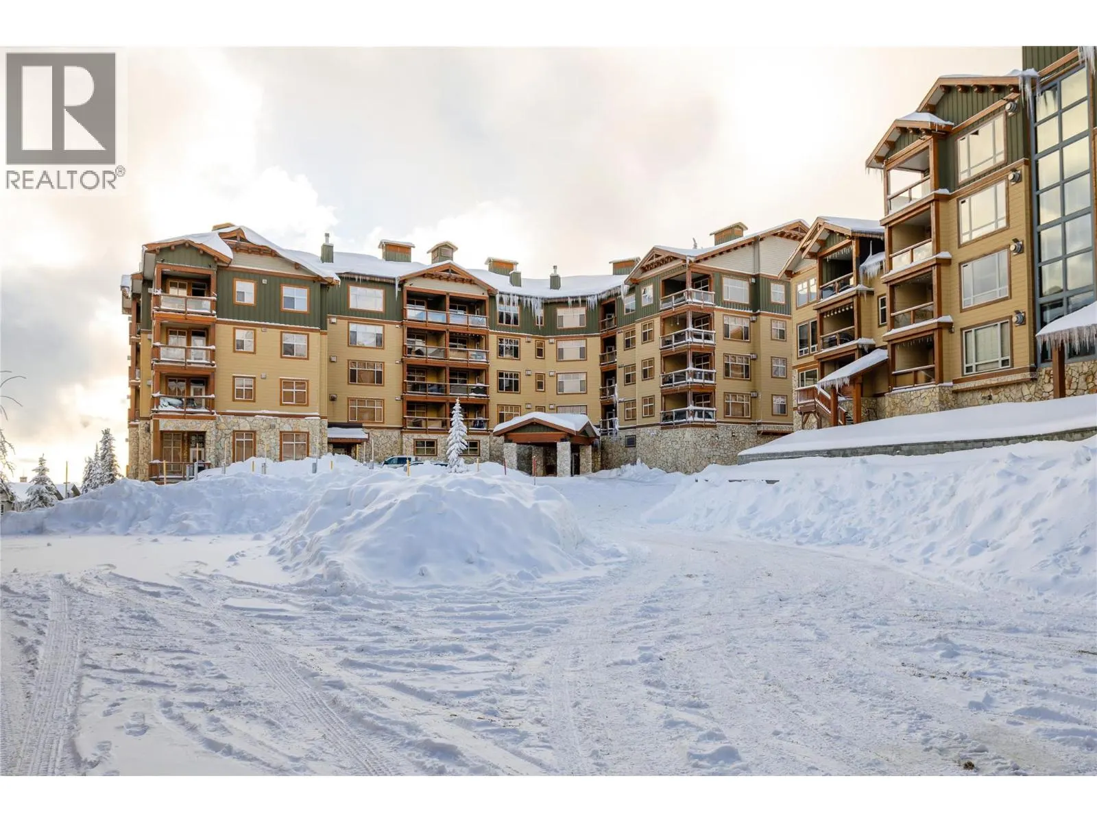 7700 Porcupine Road Unit# 606