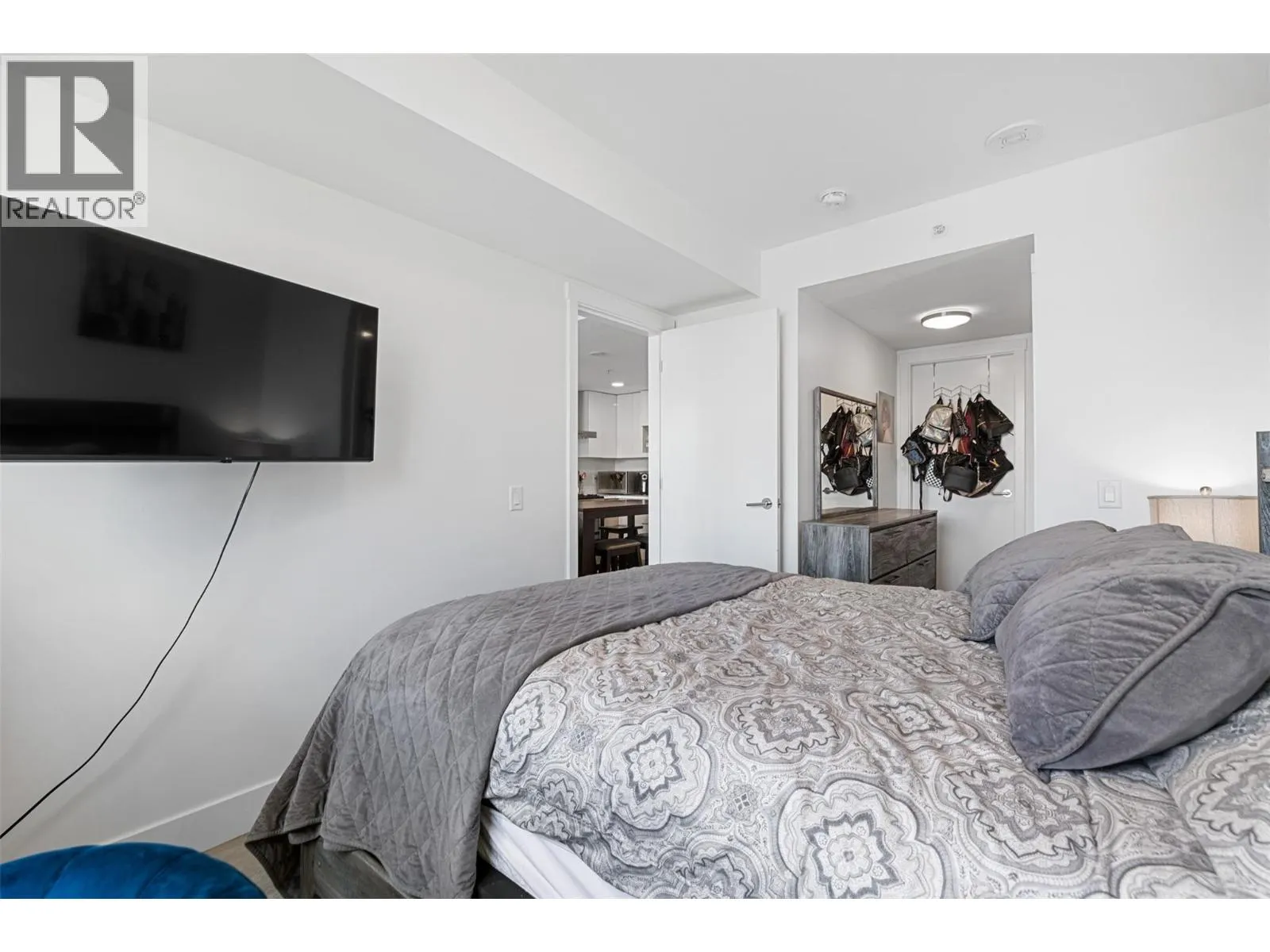1588 Ellis Street Unit# 703
