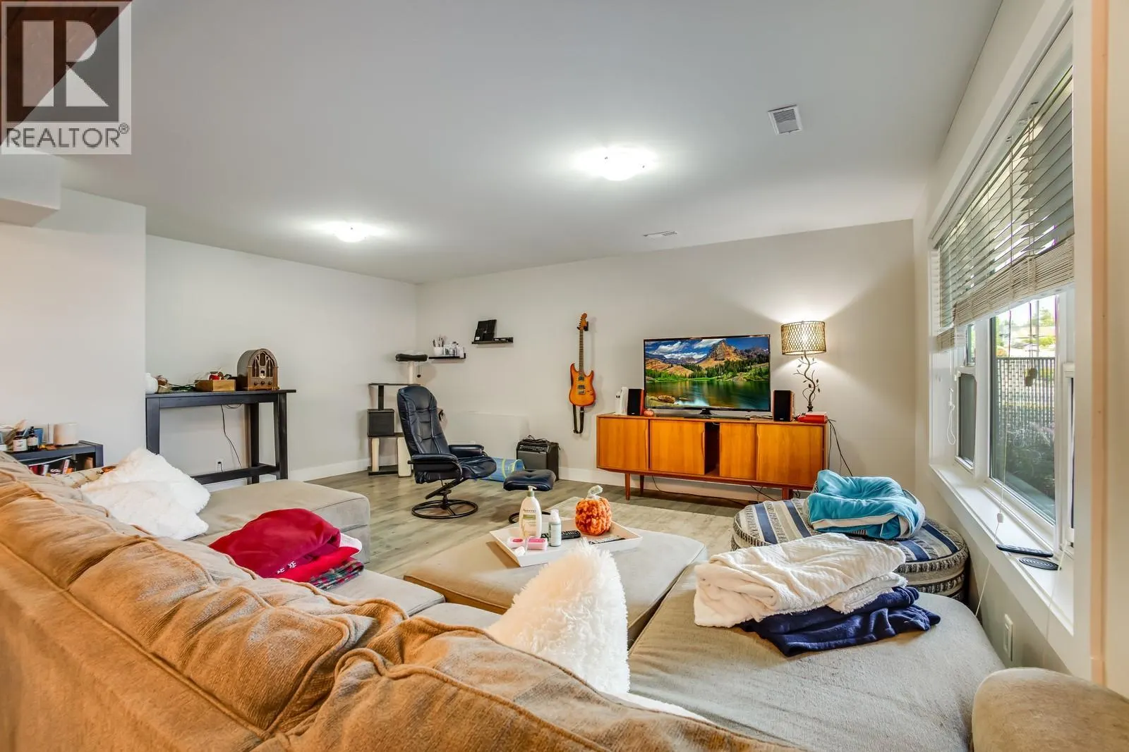 13093 Shoreline Drive