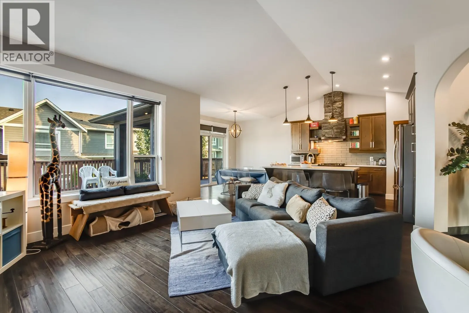 13093 Shoreline Drive