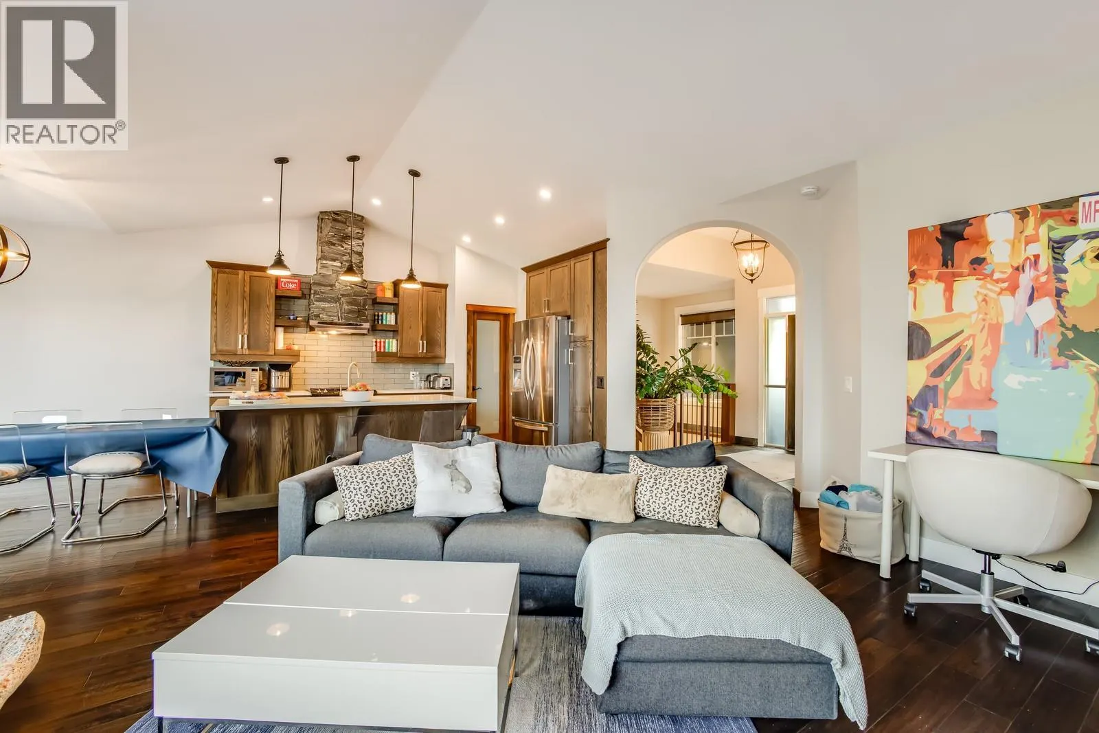13093 Shoreline Drive