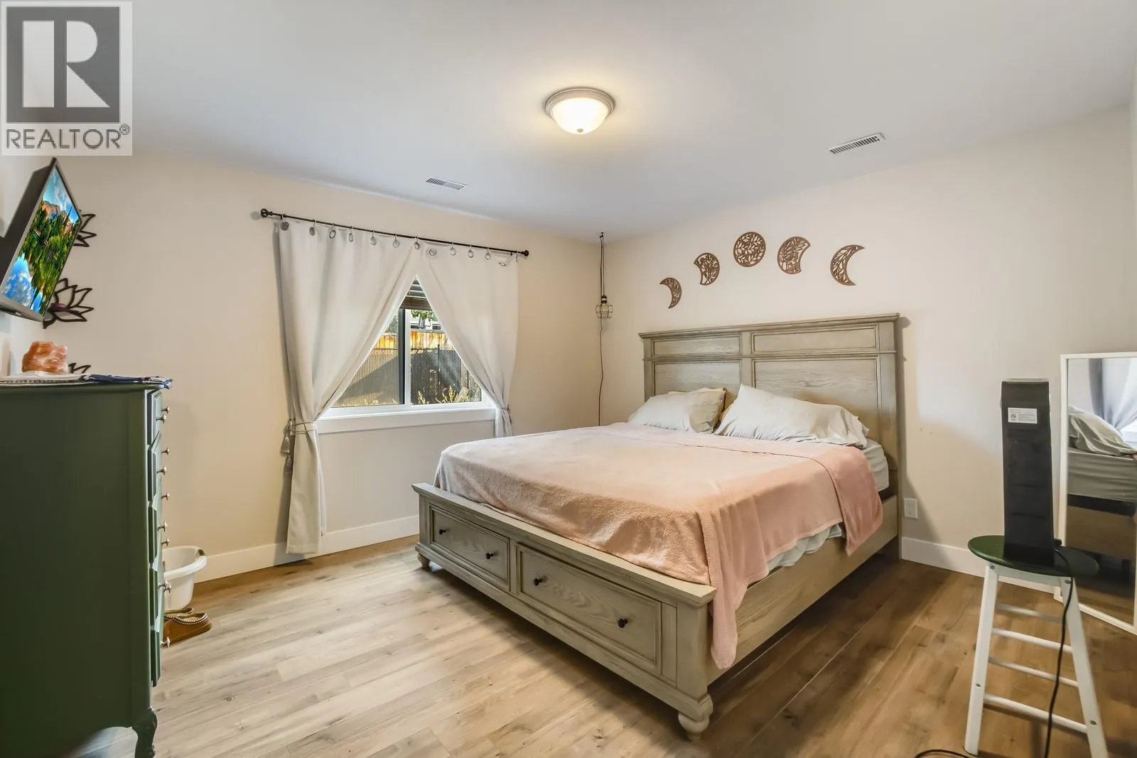 13093 Shoreline Drive