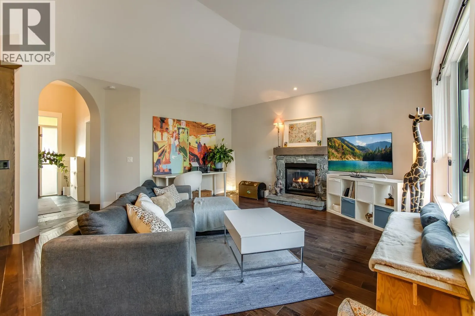 13093 Shoreline Drive
