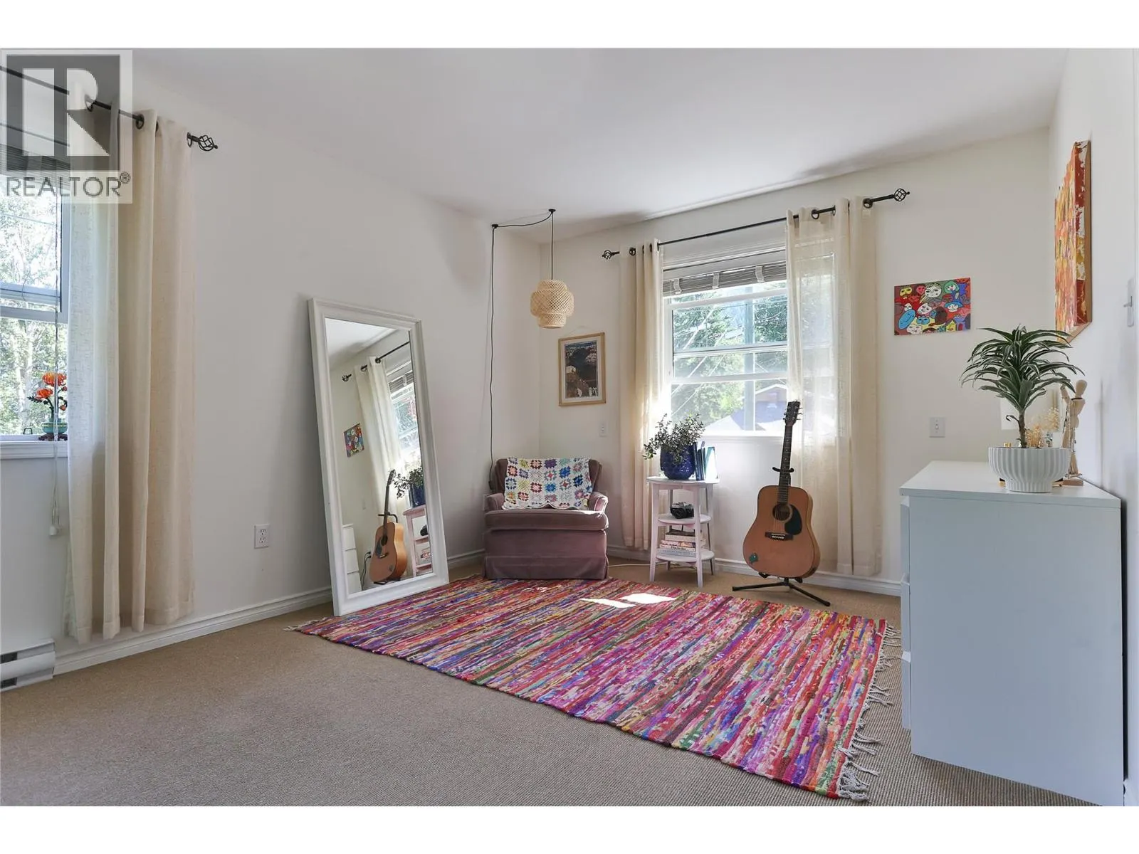 305 Sixth Street