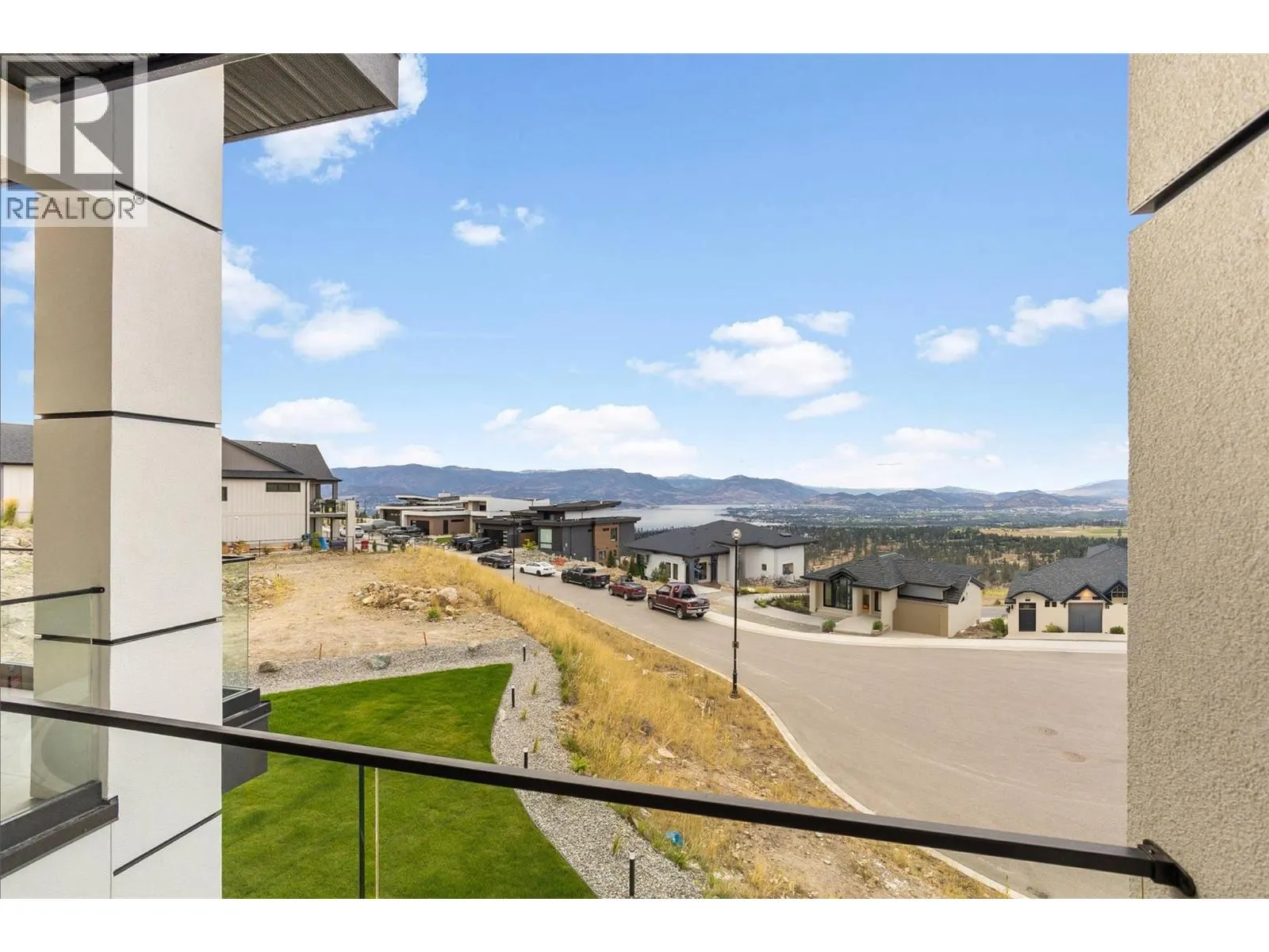 1122 Pearcy Court