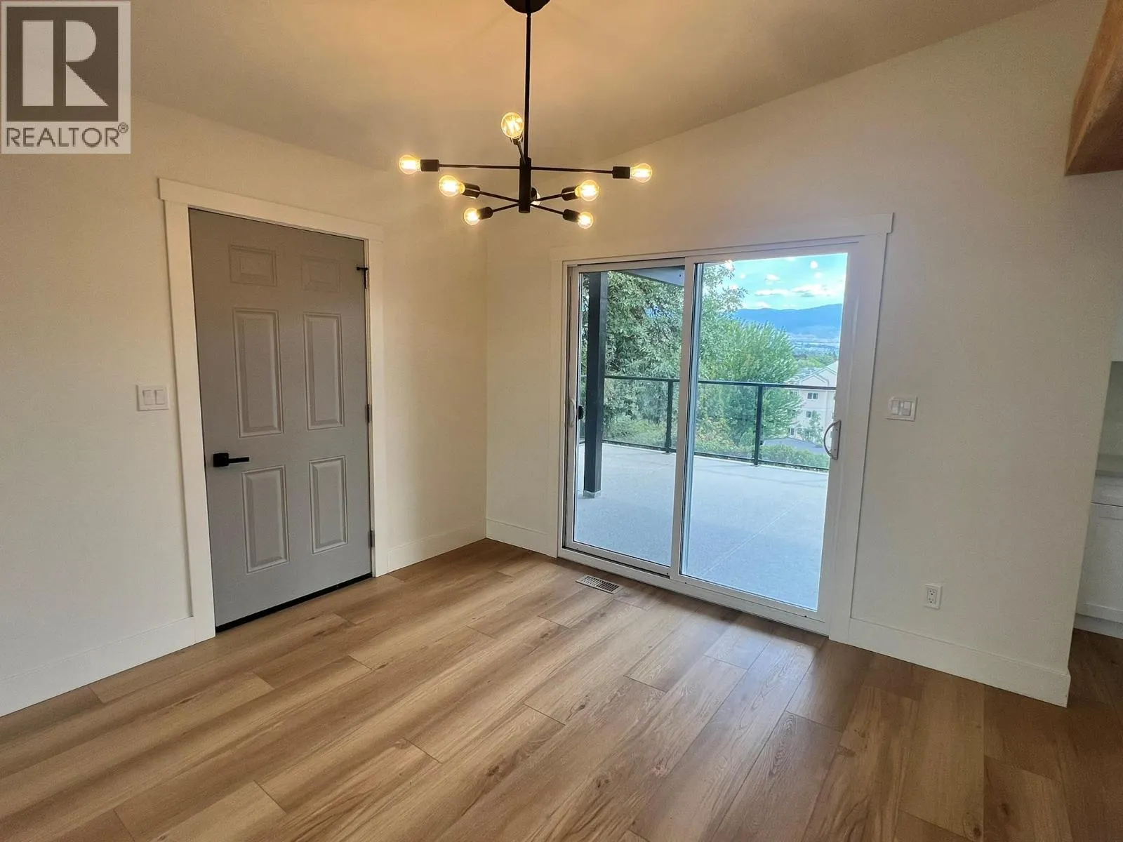1457 Alta Vista Road