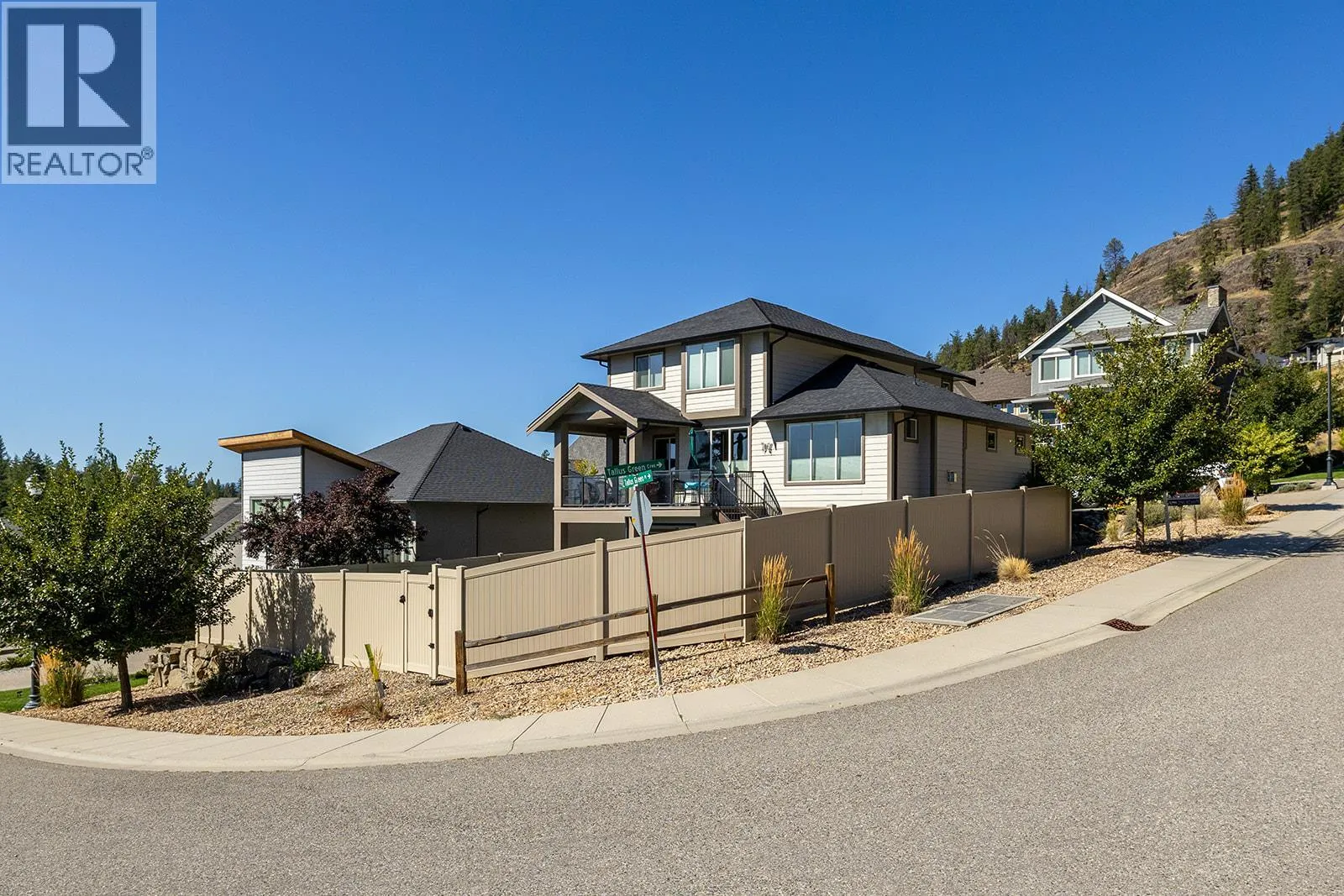 2358 Tallus Green Crescent