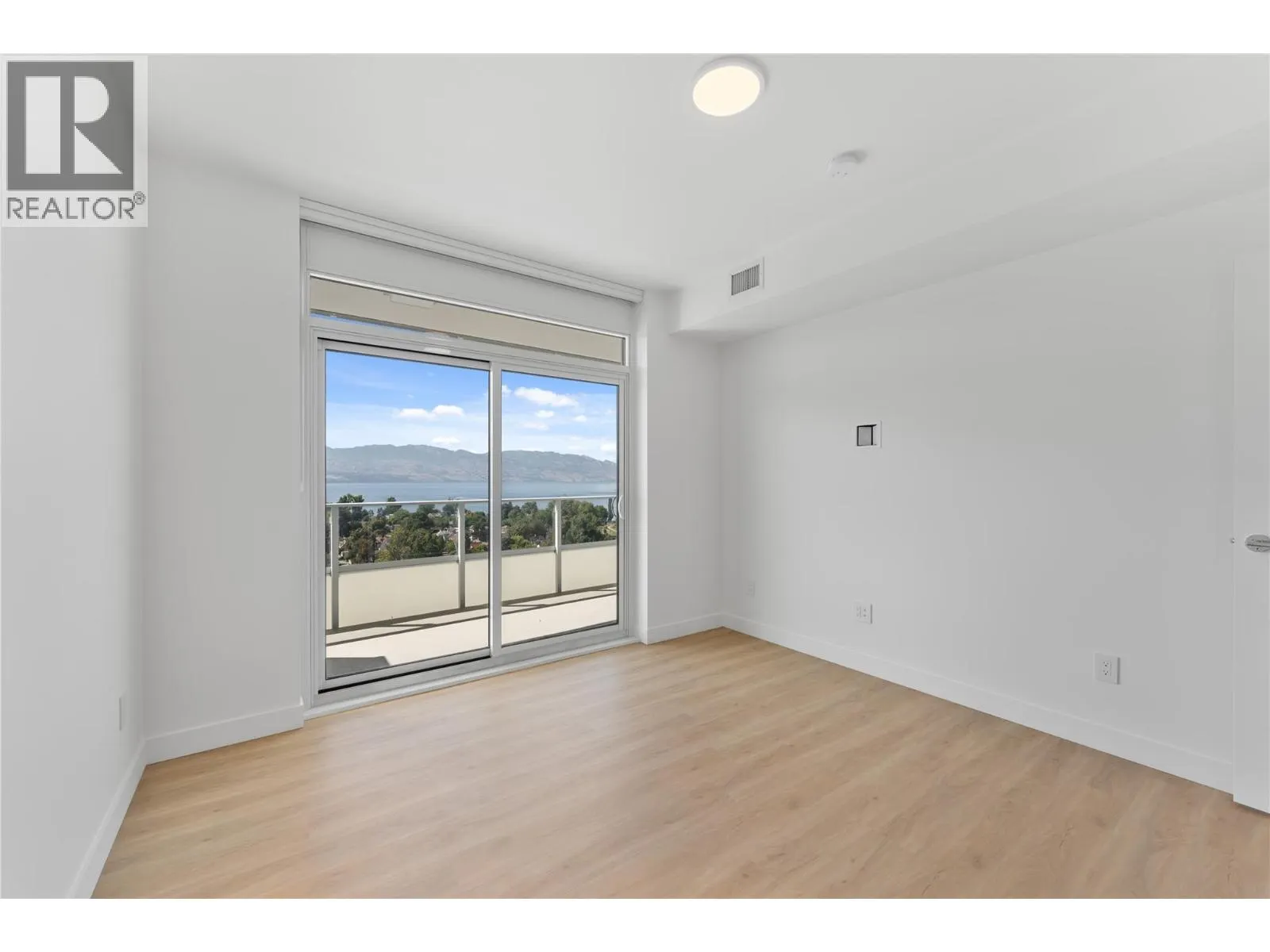 238 Leon Avenue Unit# 1407