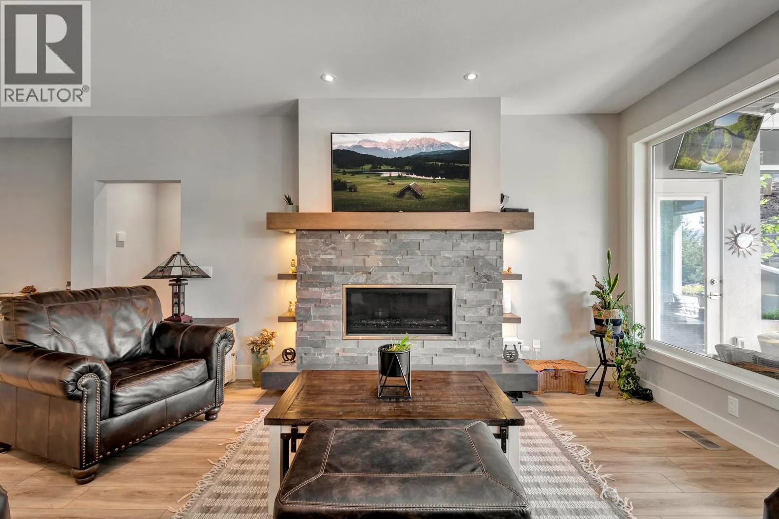 2112 Cornerstone Drive