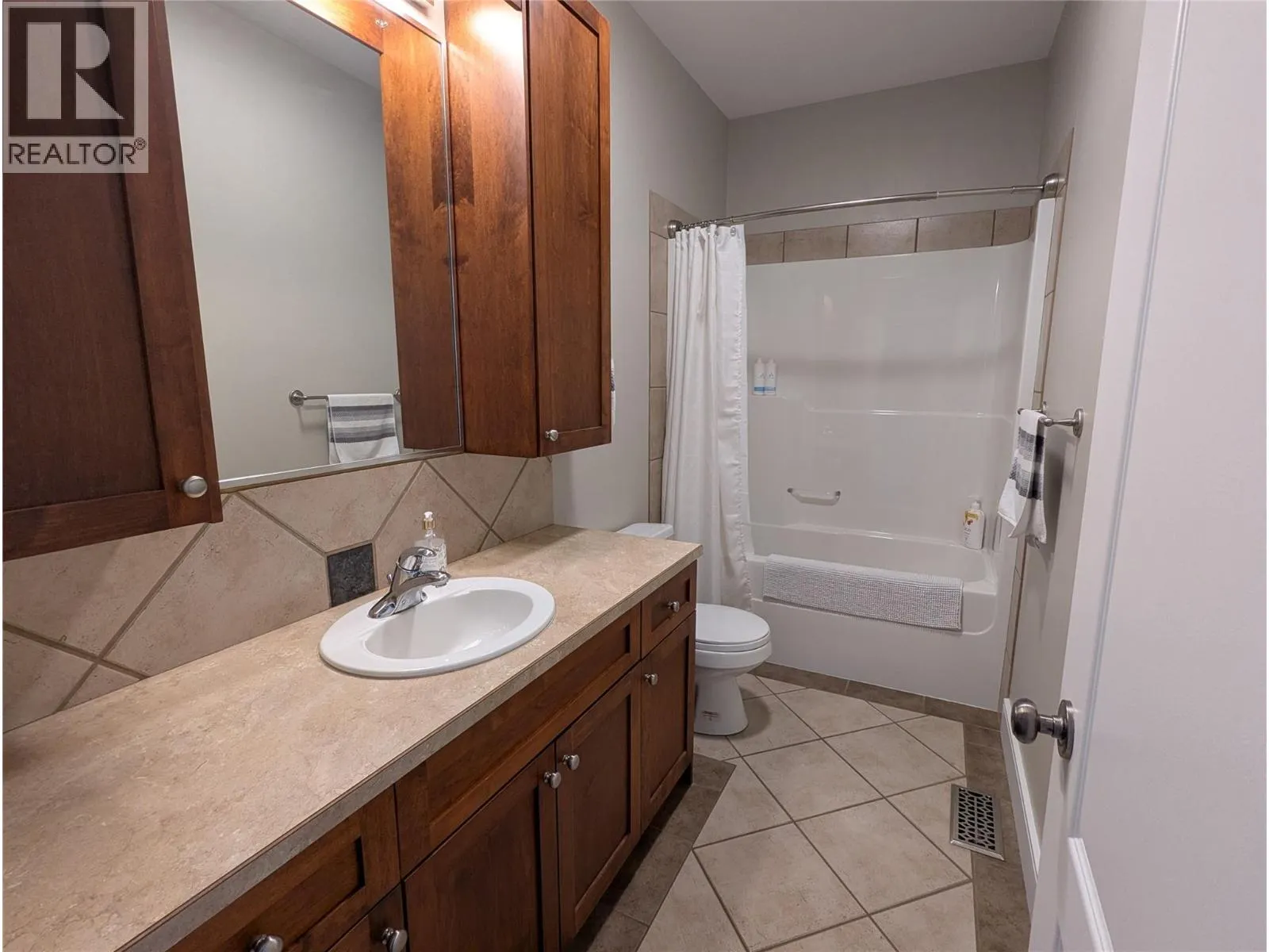 2306 Quail Run Drive