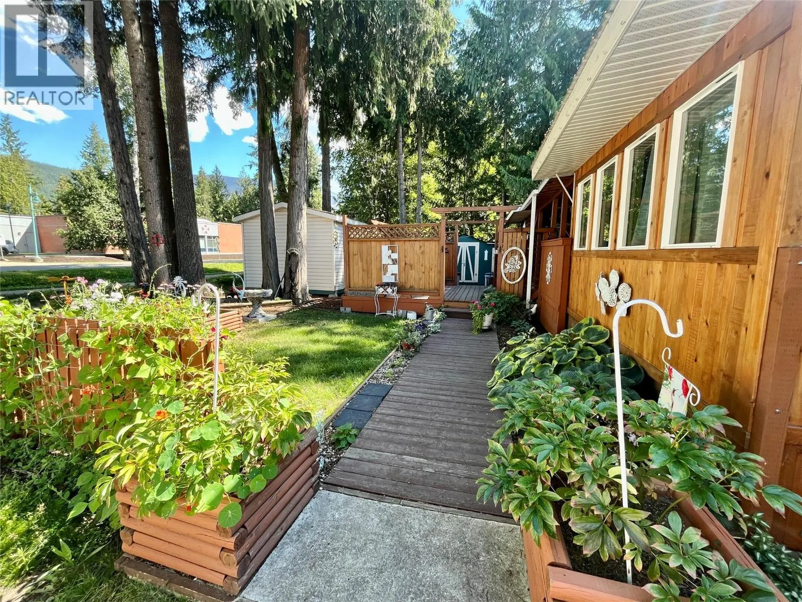 469 Main Street Unit# 11