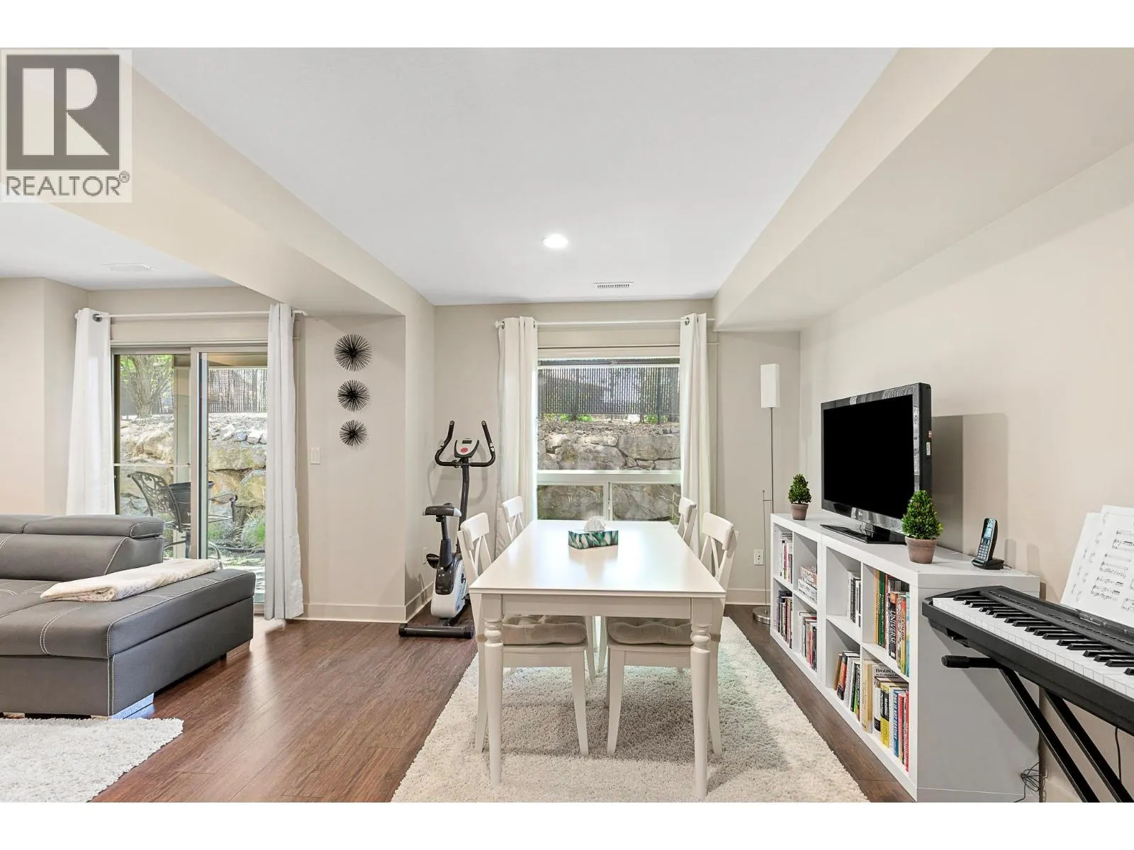 4900 Heritage Drive Unit# 203