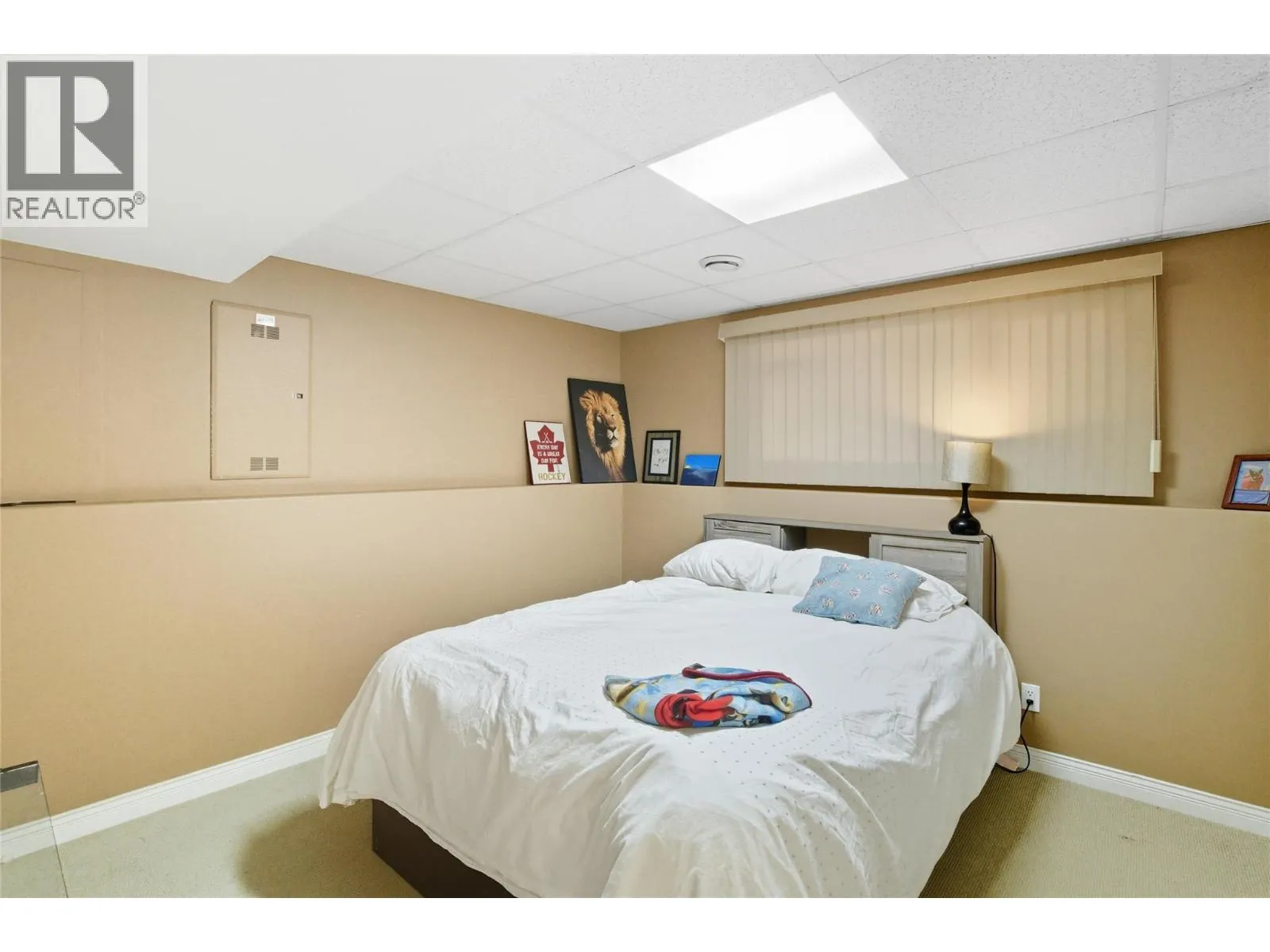 5996 Todd Hill Crescent