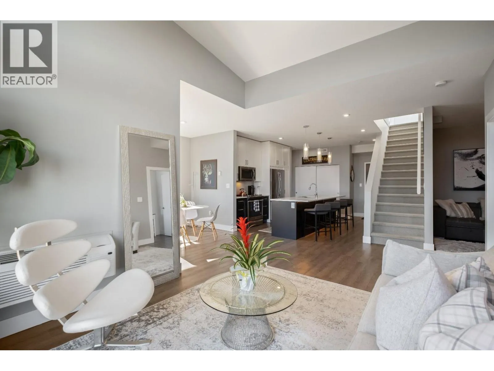 4215 Gellatly Road S Unit# 1305