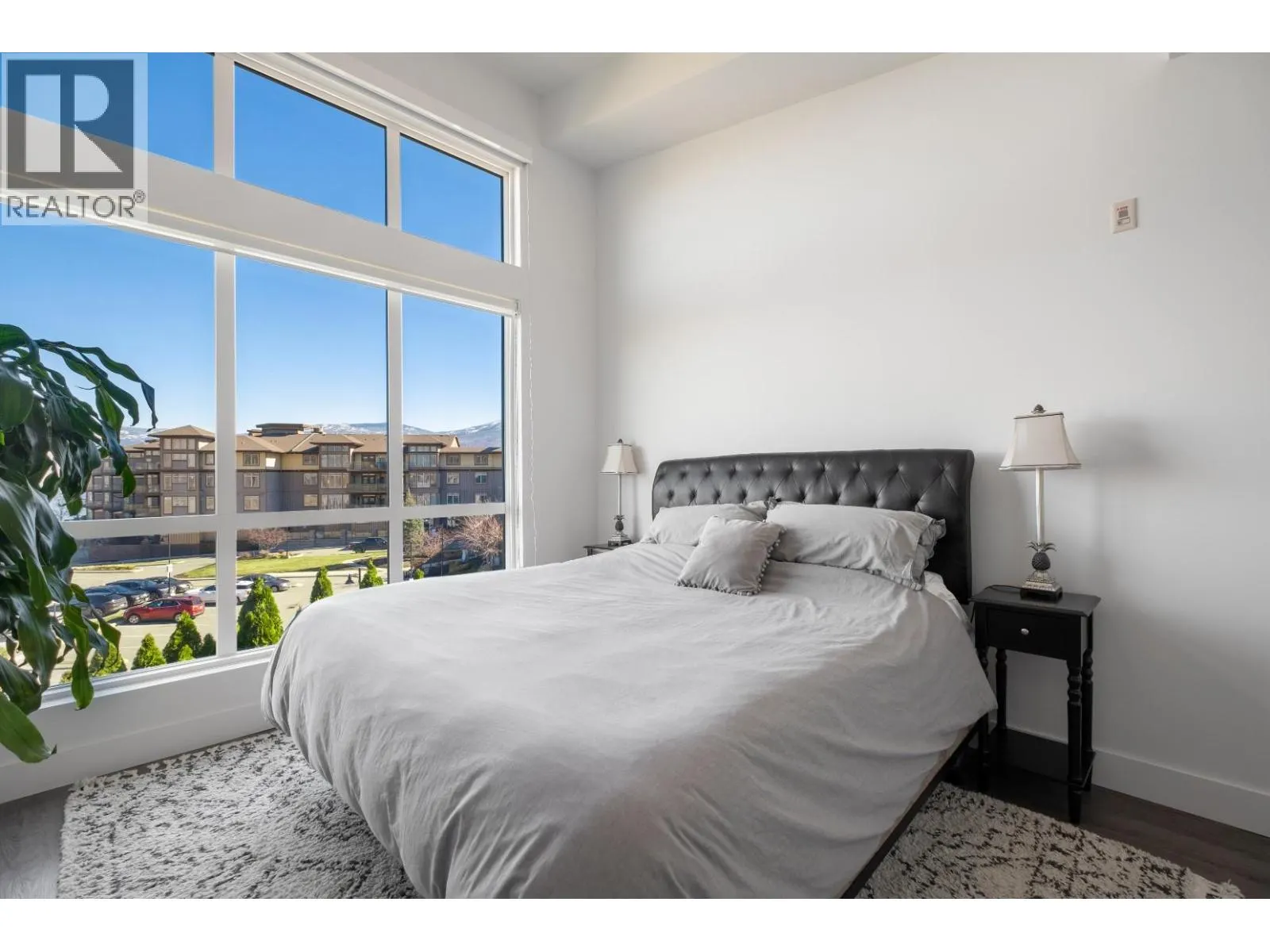 4215 Gellatly Road S Unit# 1305