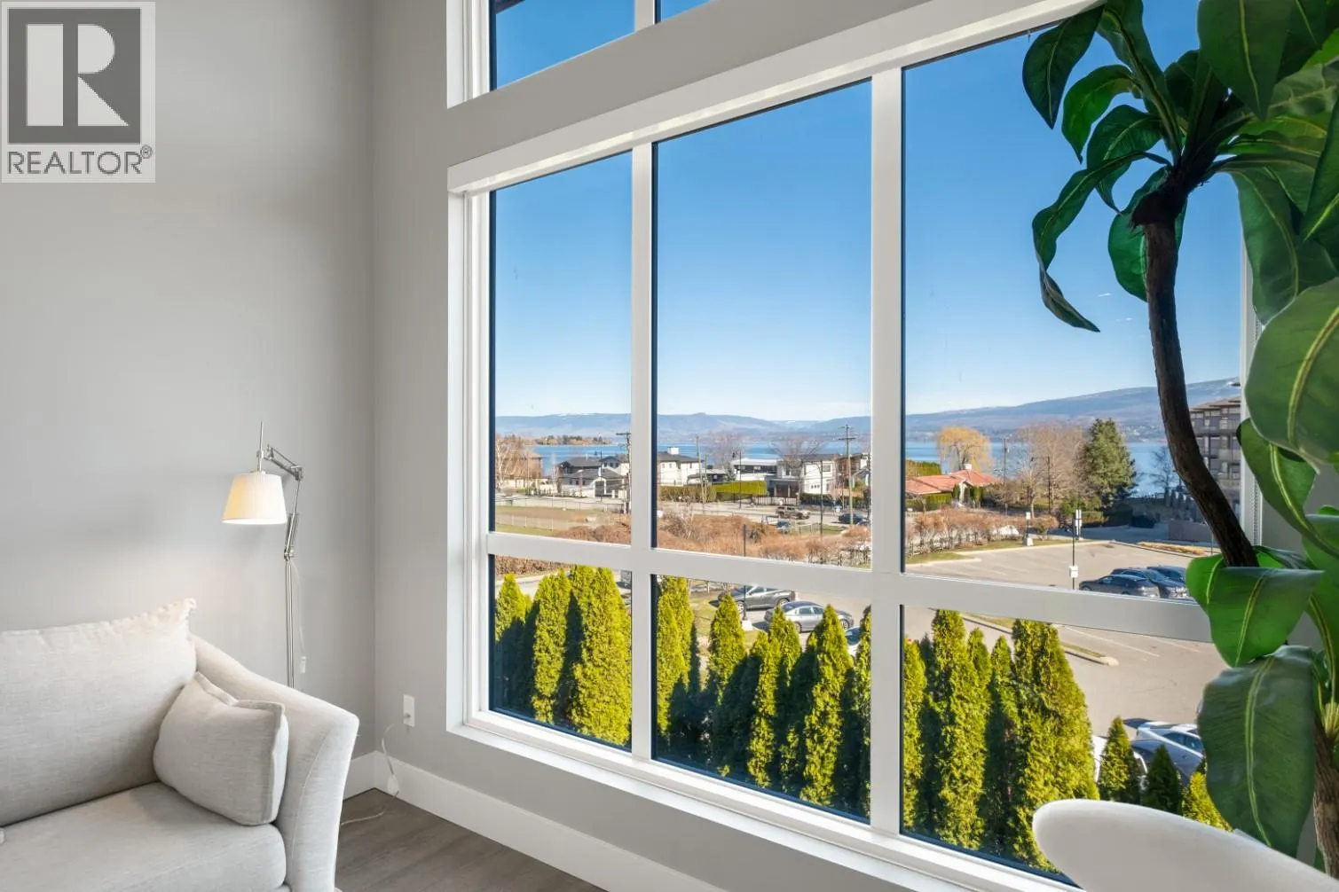 4215 Gellatly Road S Unit# 1305