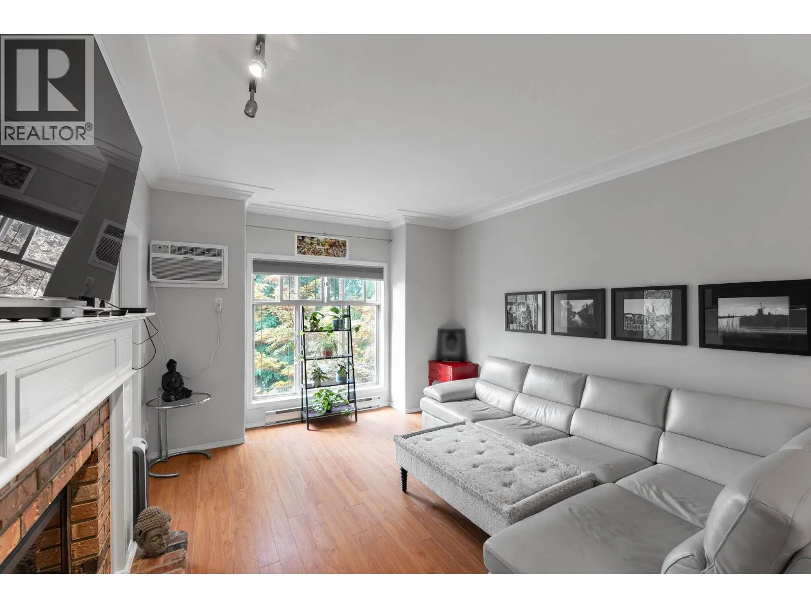 1152 Lanfranco Road Unit# 201