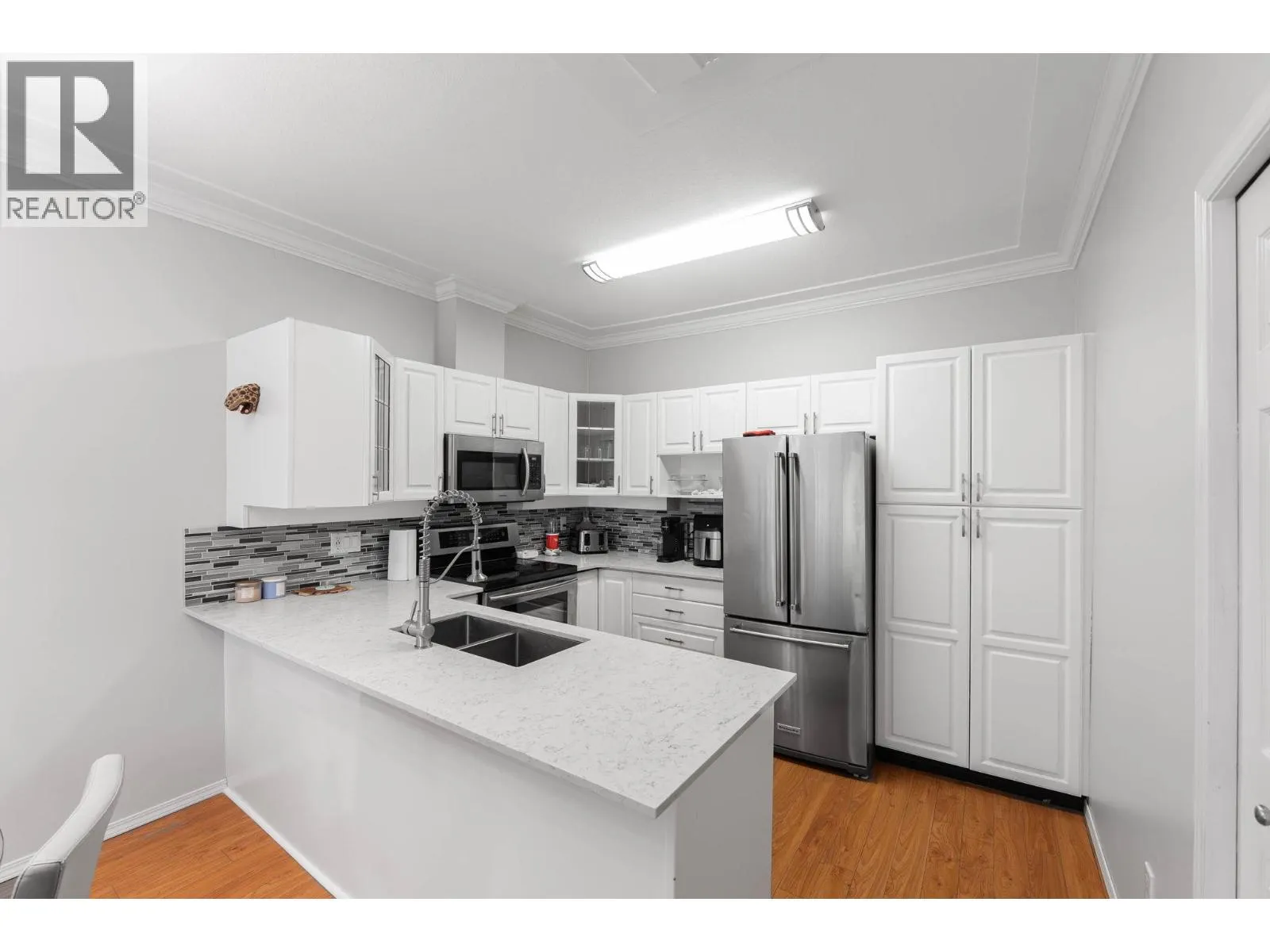 1152 Lanfranco Road Unit# 201