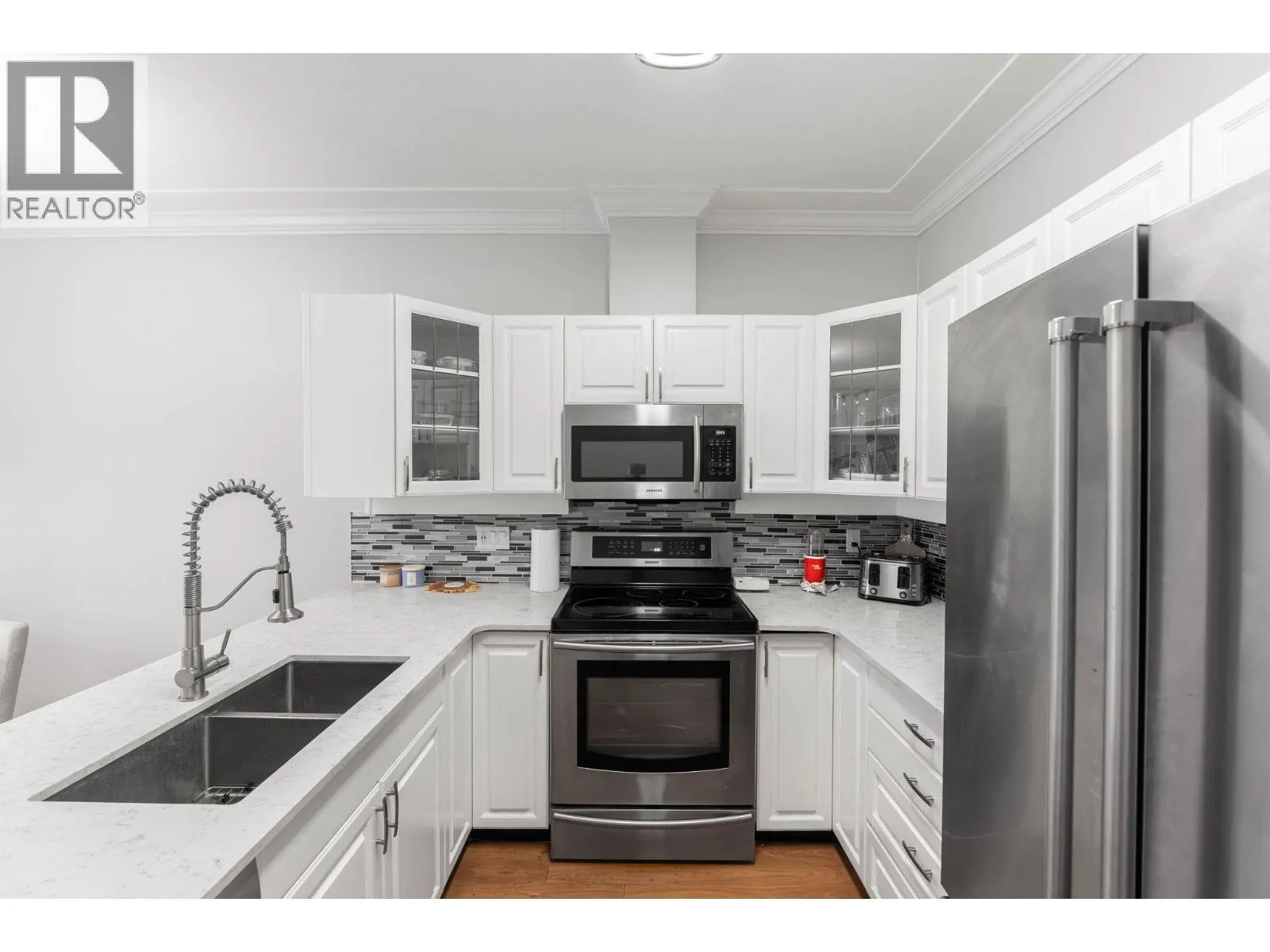 1152 Lanfranco Road Unit# 201