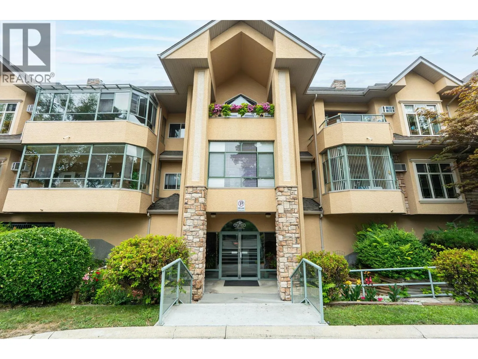 1152 Lanfranco Road Unit# 201