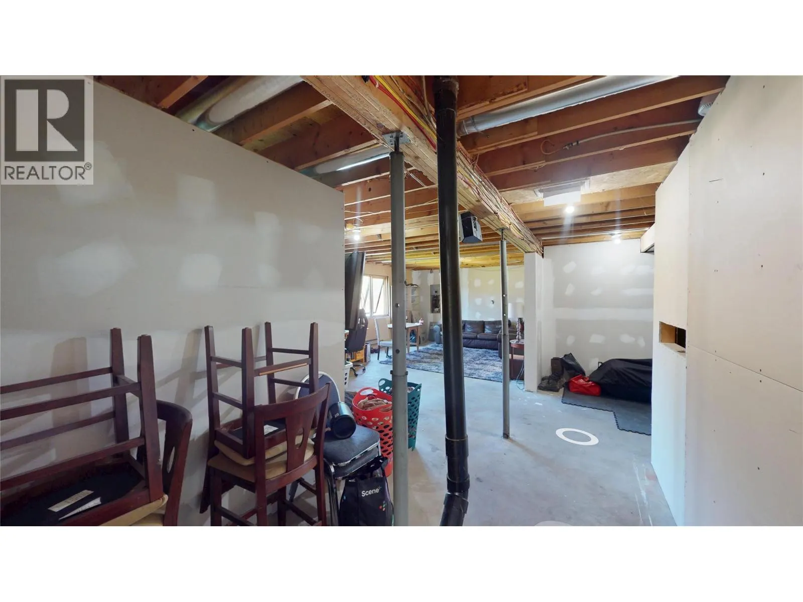 5698 Hidden Valley Road