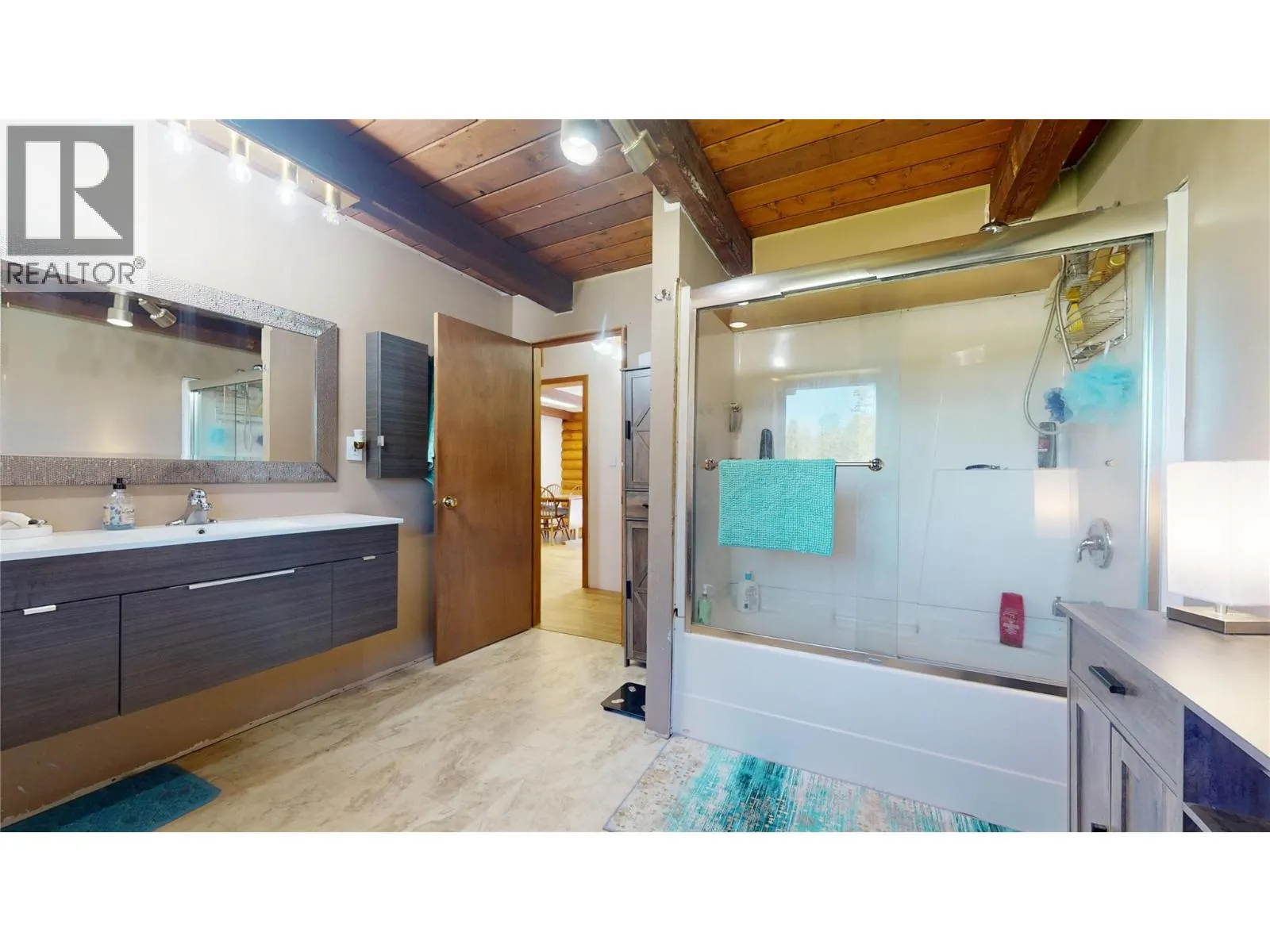 5698 Hidden Valley Road