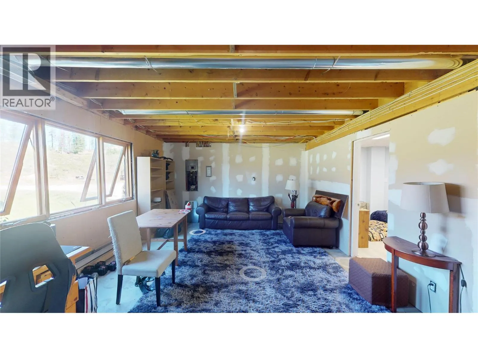 5698 Hidden Valley Road