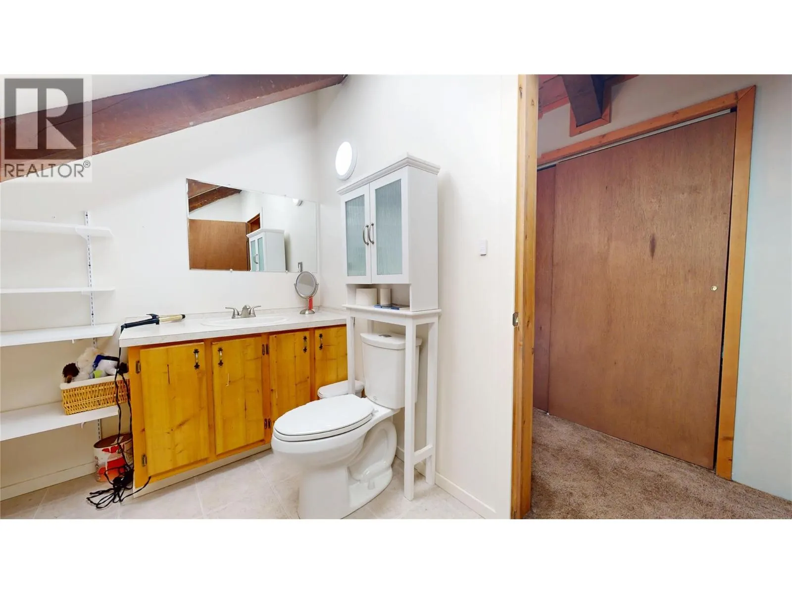 5698 Hidden Valley Road