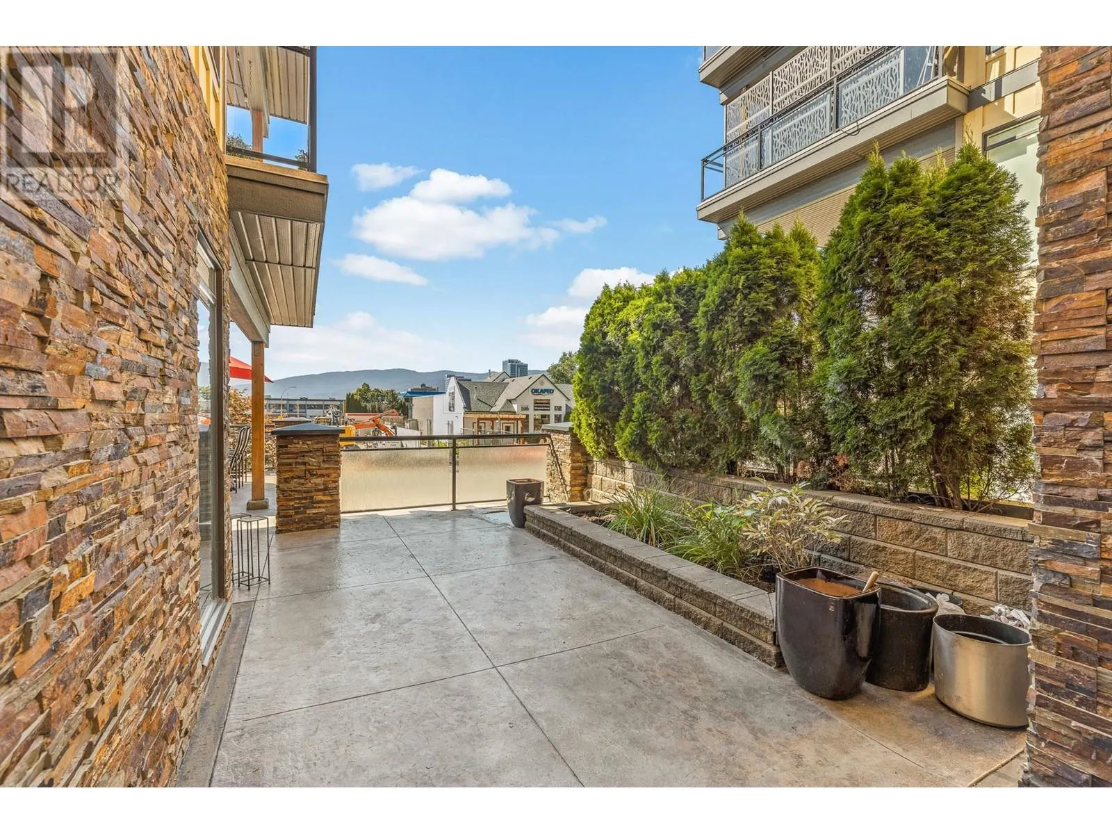 1933 Ambrosi Road Unit# 301