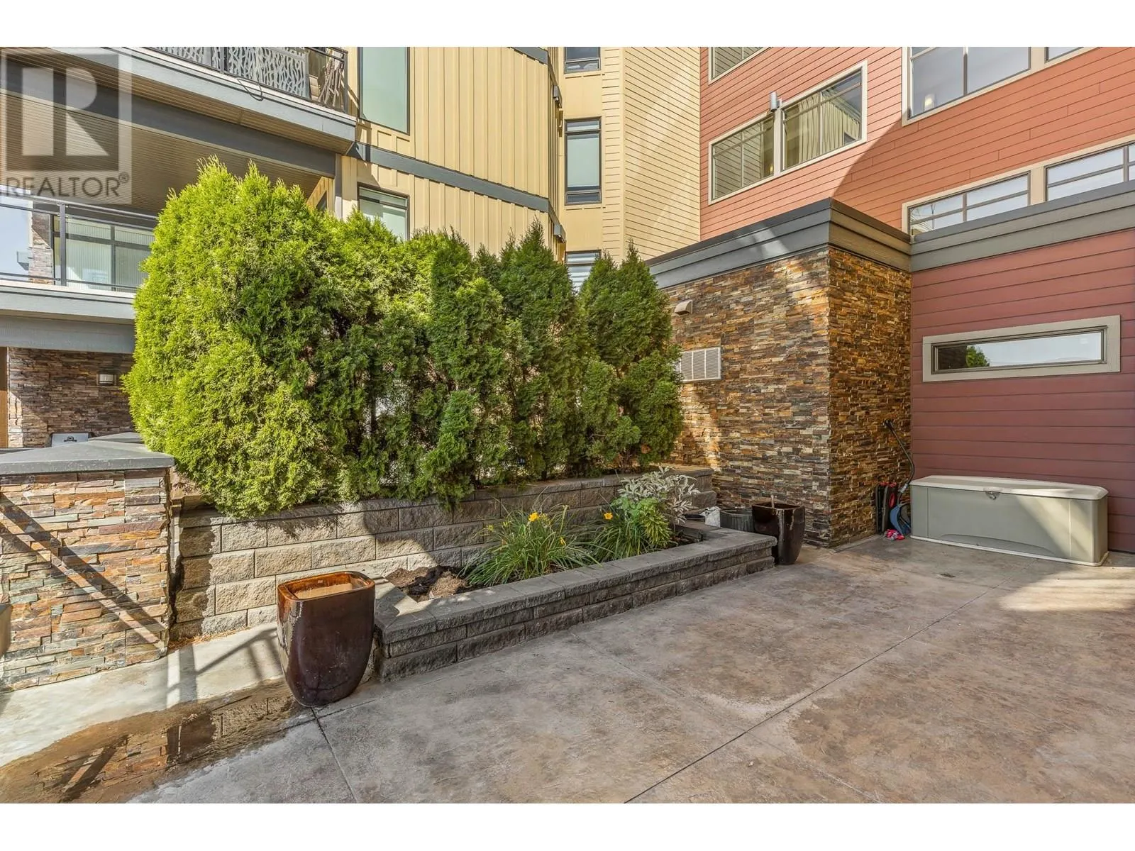 1933 Ambrosi Road Unit# 301