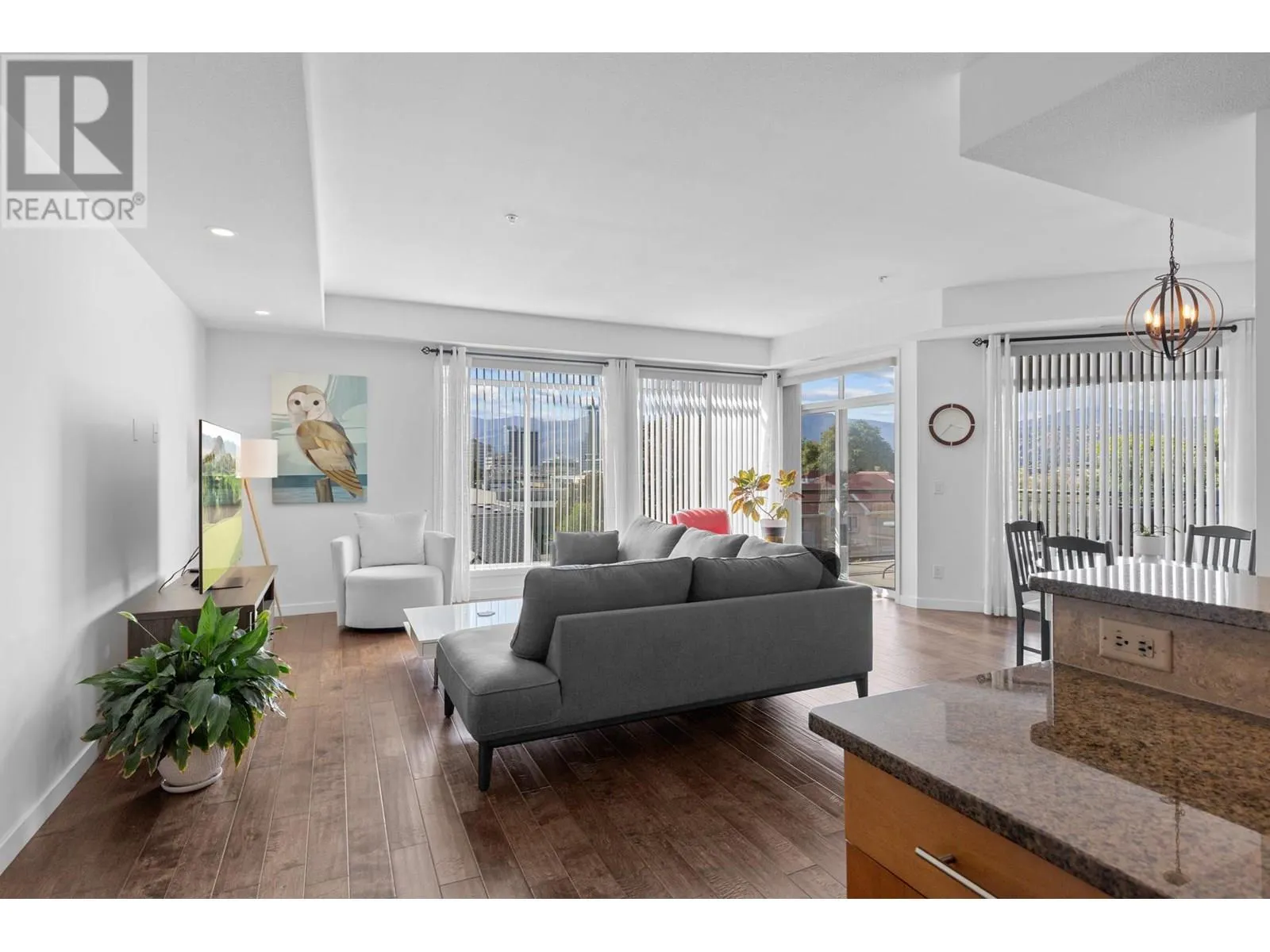 1933 Ambrosi Road Unit# 301