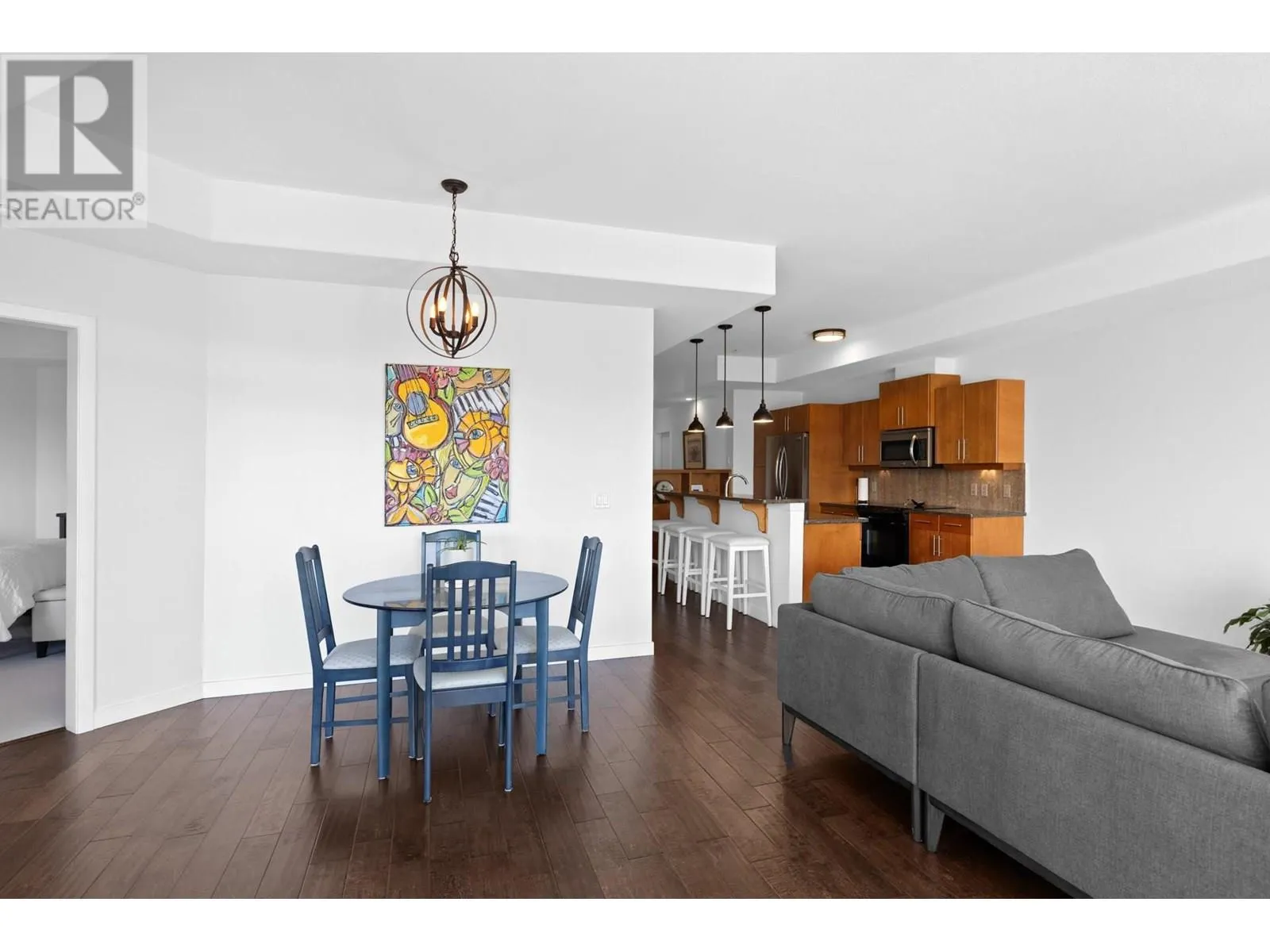 1933 Ambrosi Road Unit# 301