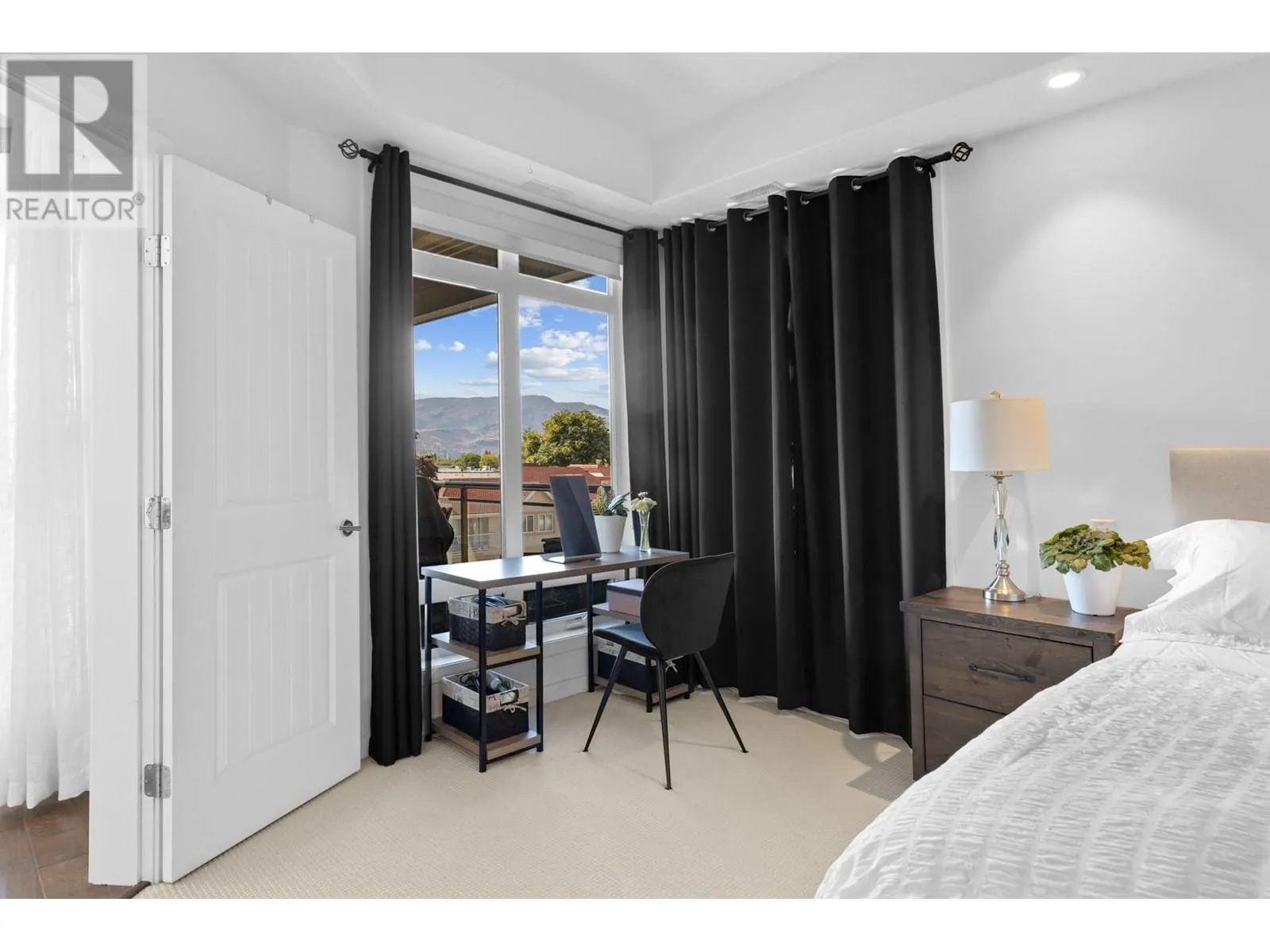 1933 Ambrosi Road Unit# 301