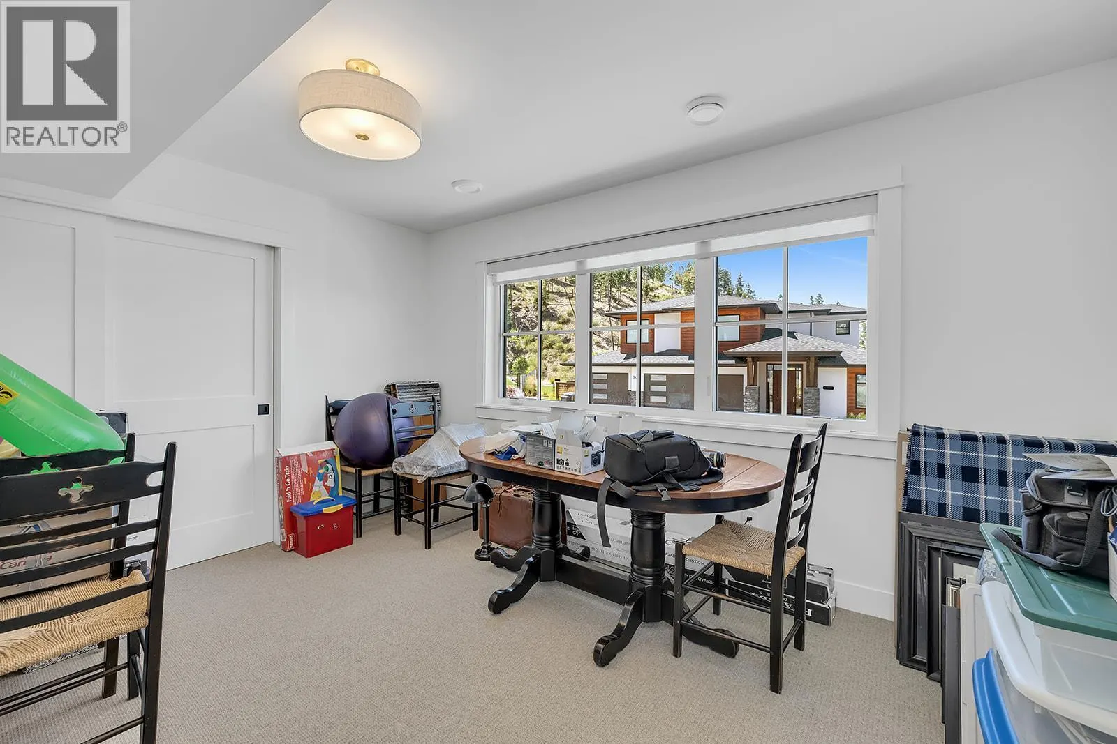 5670 Mountainside Court
