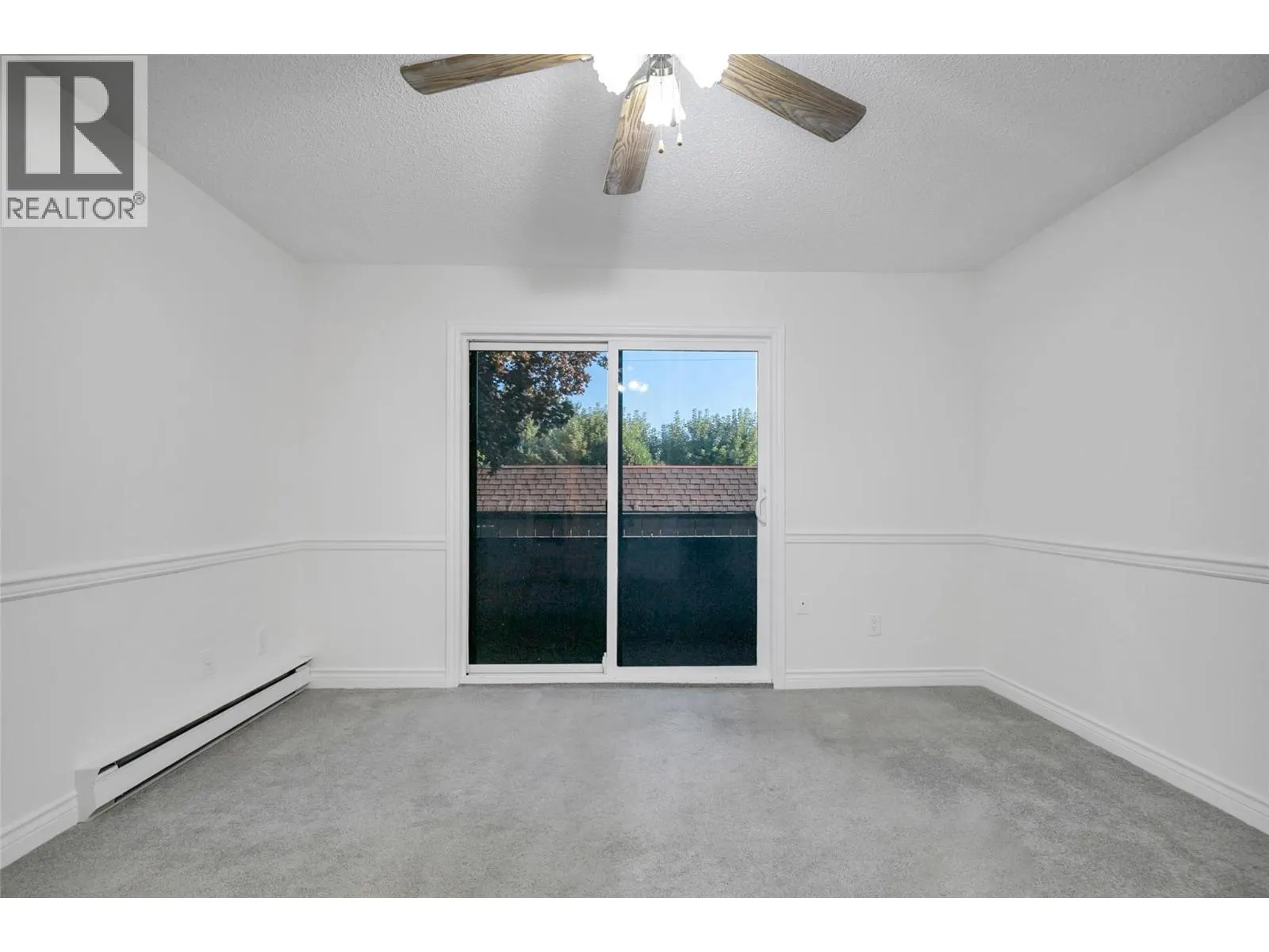 983 Bernard Avenue Unit# 206