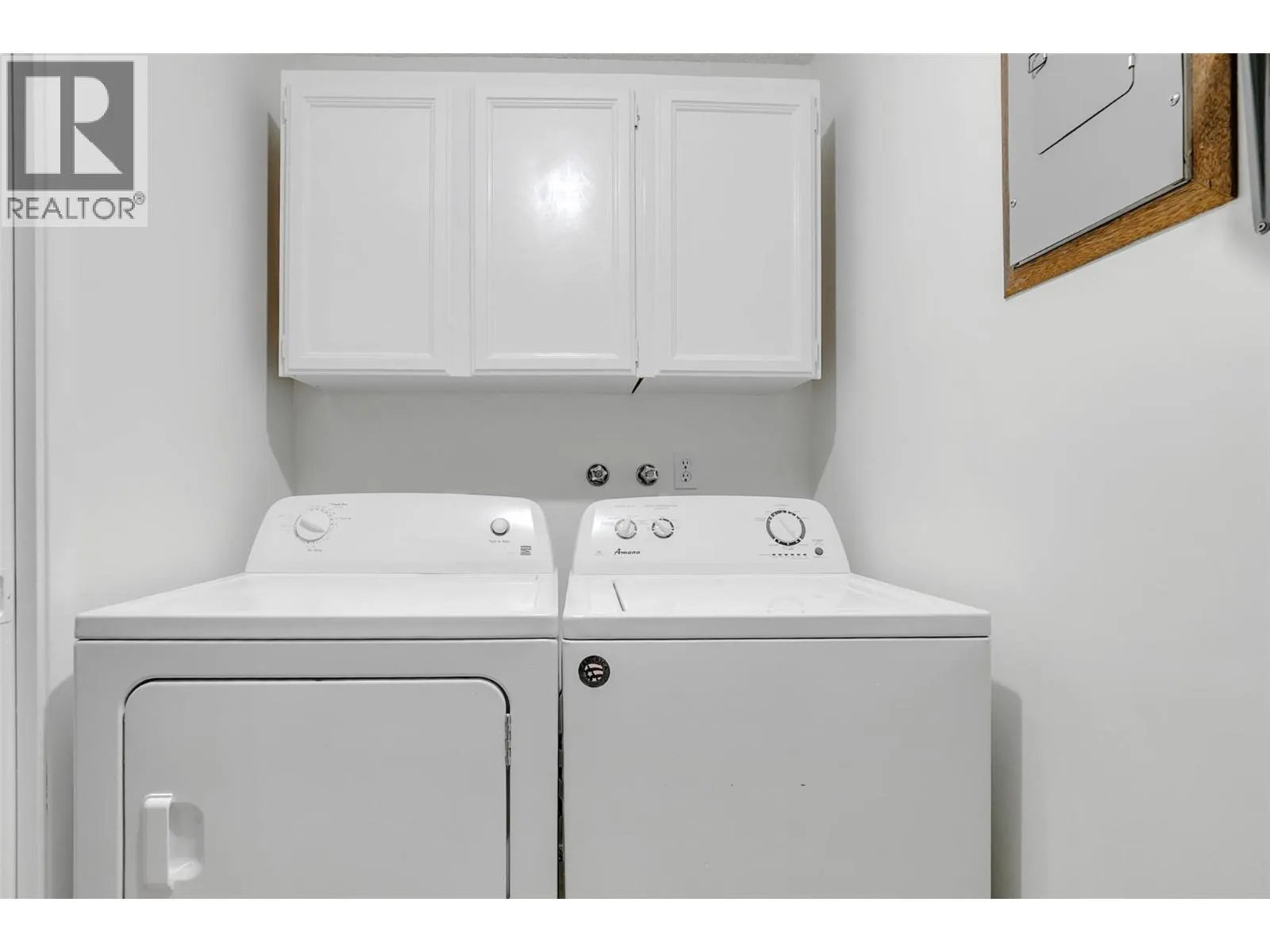 983 Bernard Avenue Unit# 206