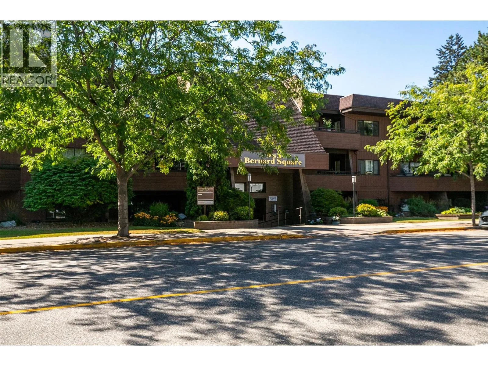 983 Bernard Avenue Unit# 206
