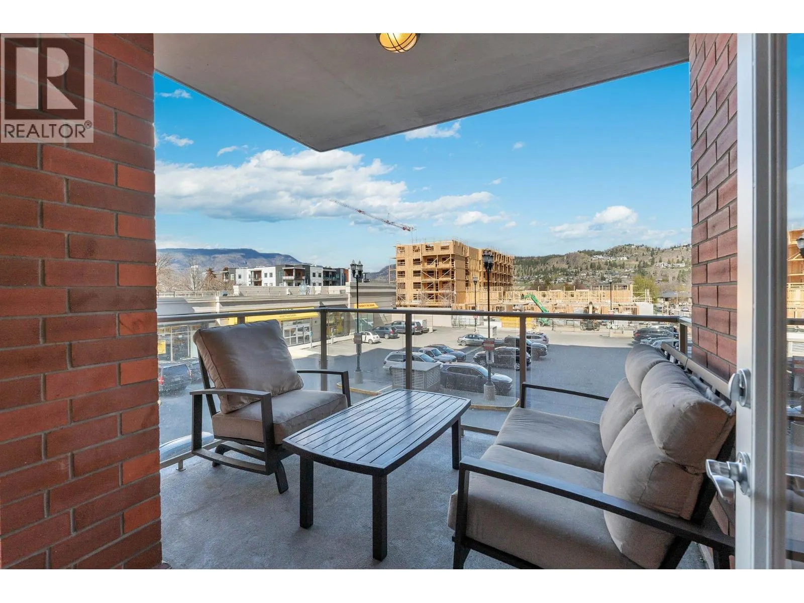 1160 Bernard Avenue Unit# 205