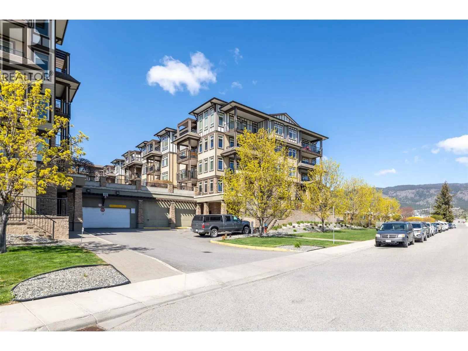 3832 Old Okanagan Highway Unit# 3112