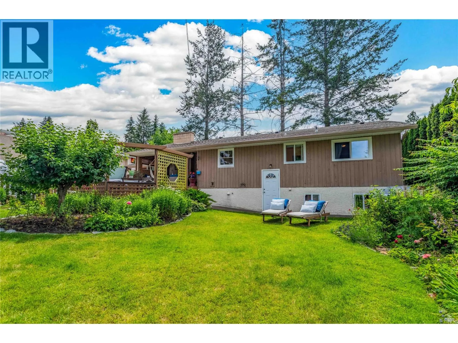 824 Raymer Road