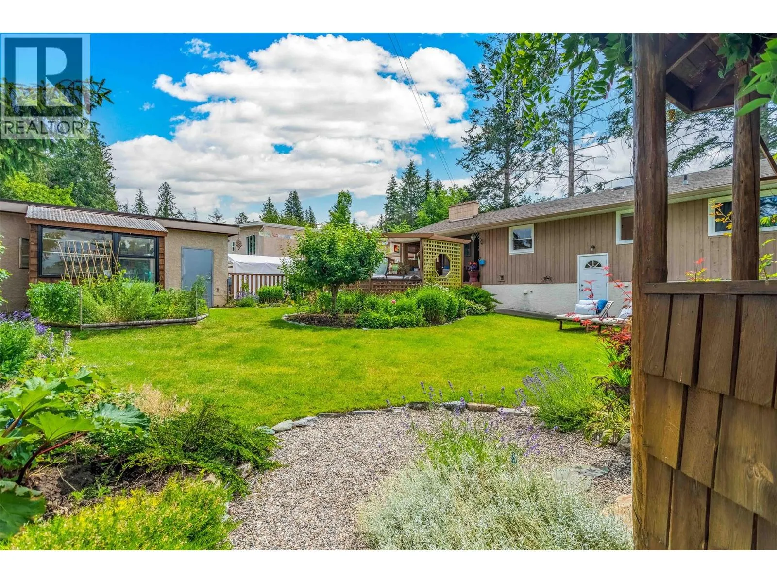 824 Raymer Road
