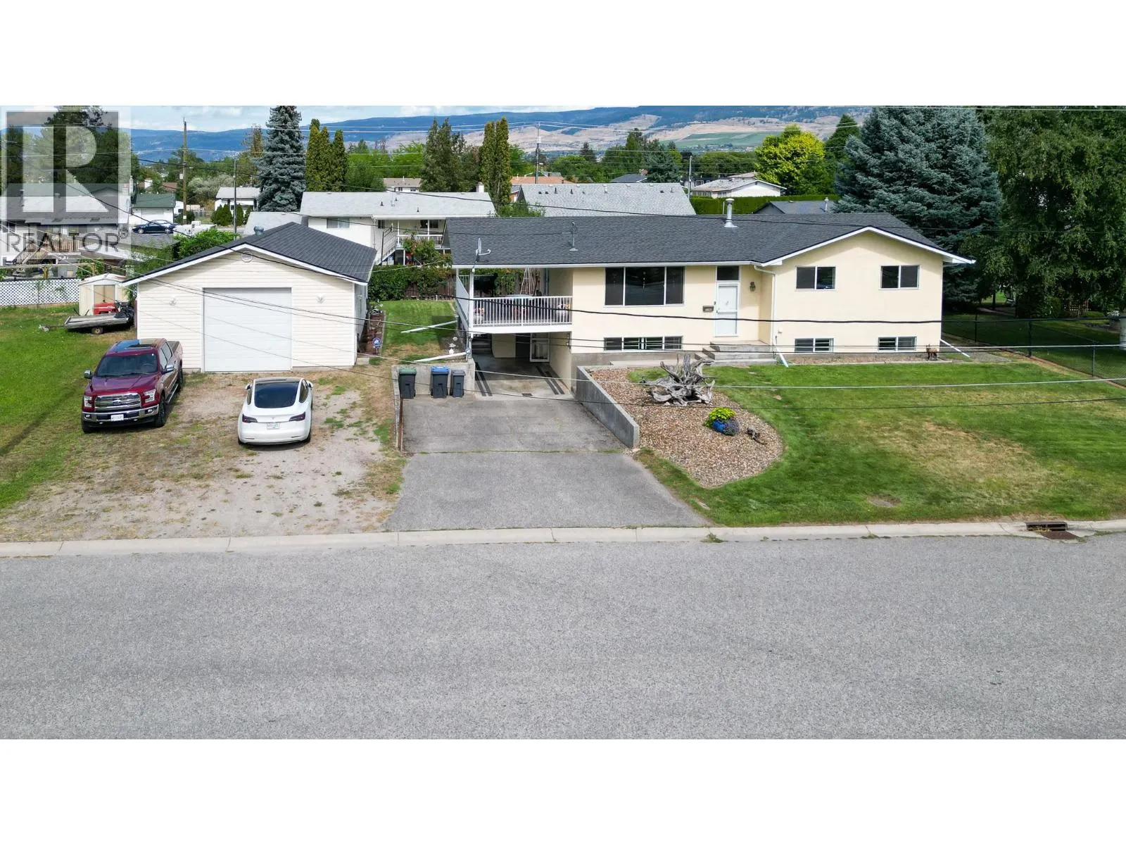 1390 Creekside Road