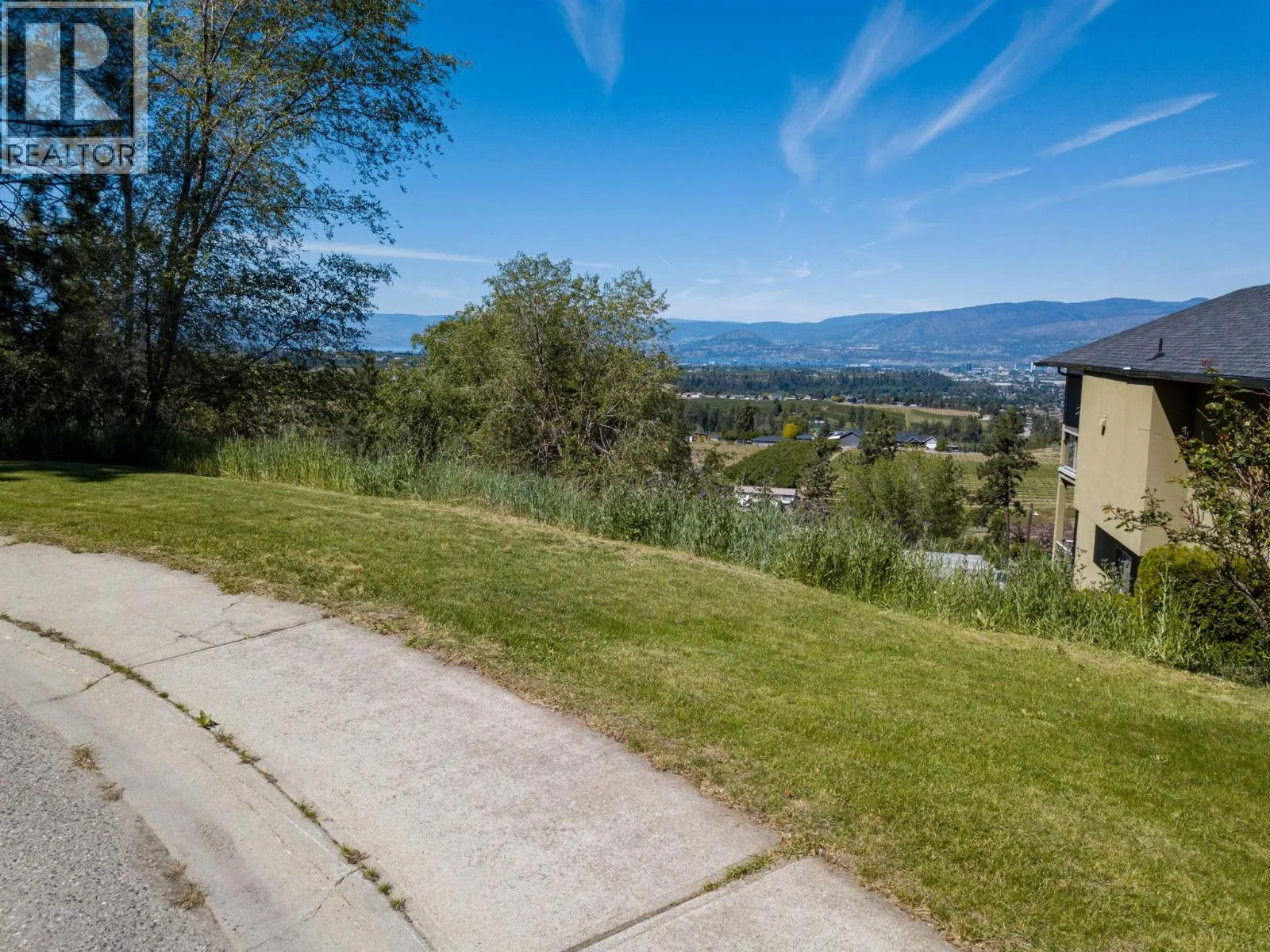 952 Ackerman Court
