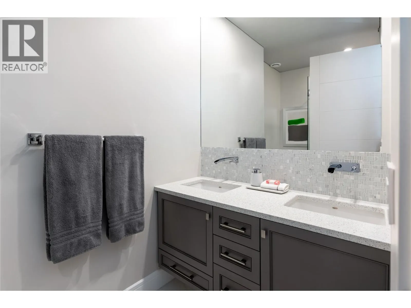 1076 Westpoint Drive