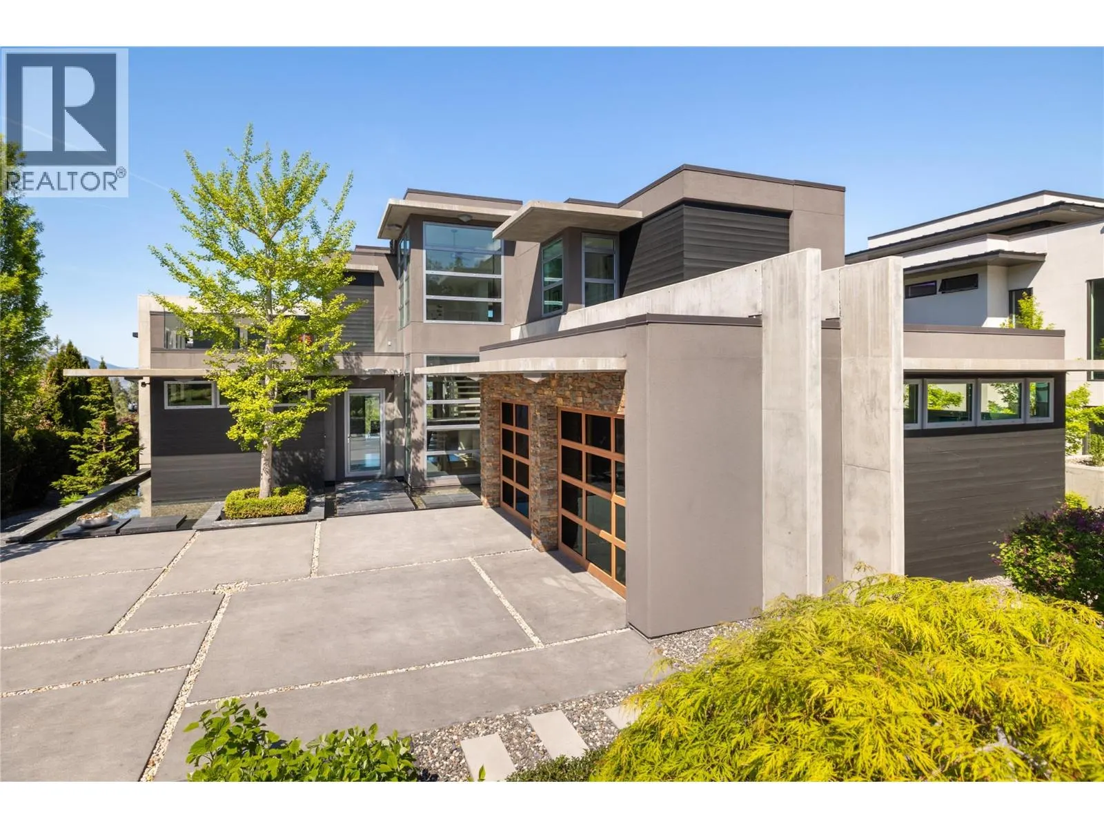 1076 Westpoint Drive