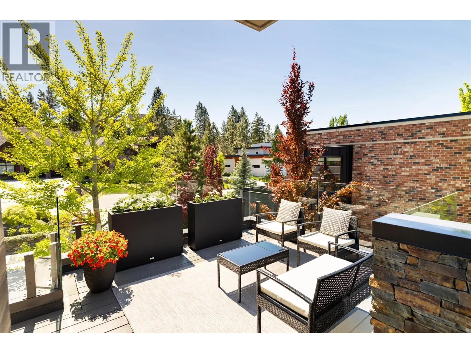 1076 Westpoint Drive