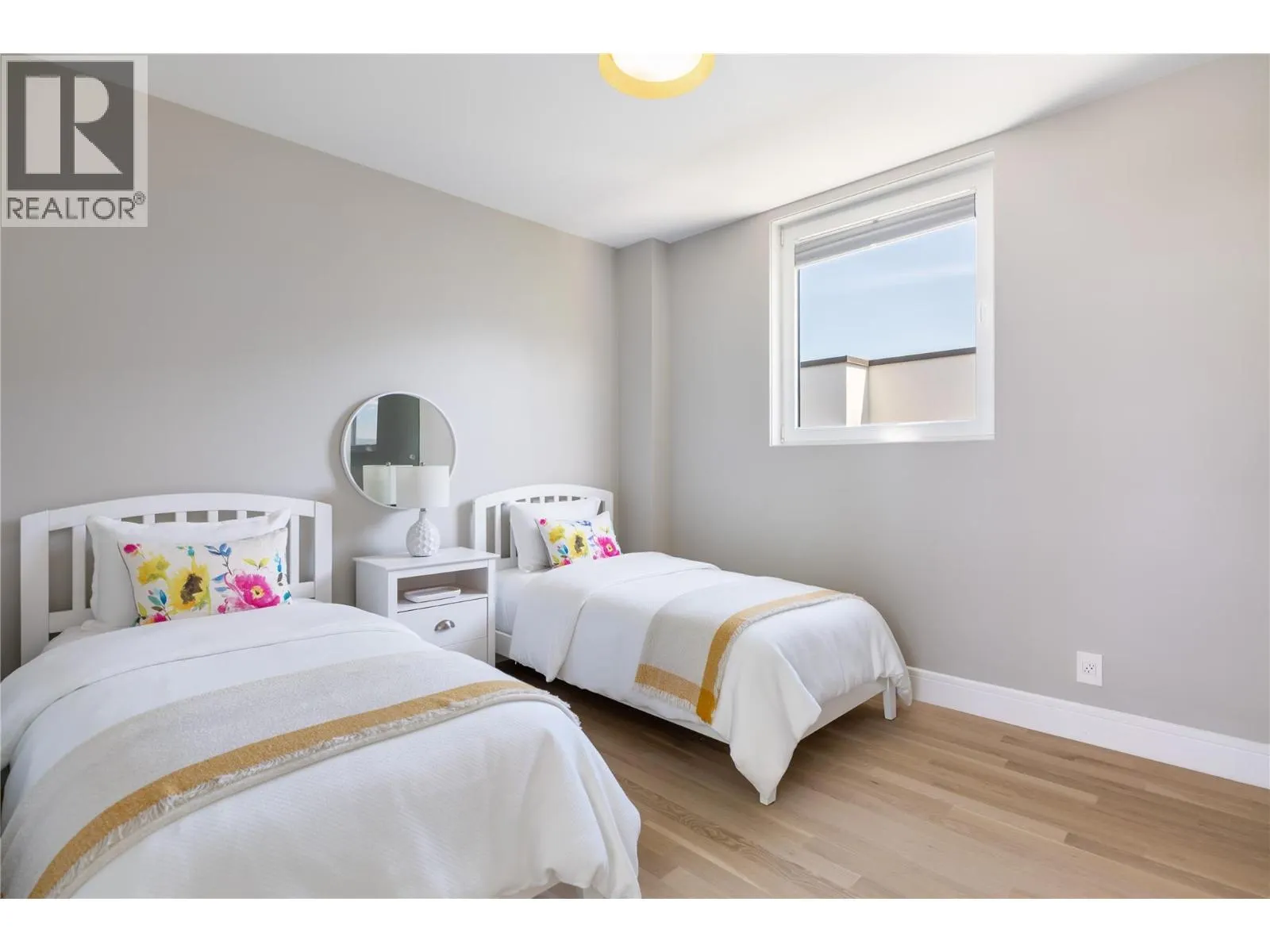 1076 Westpoint Drive