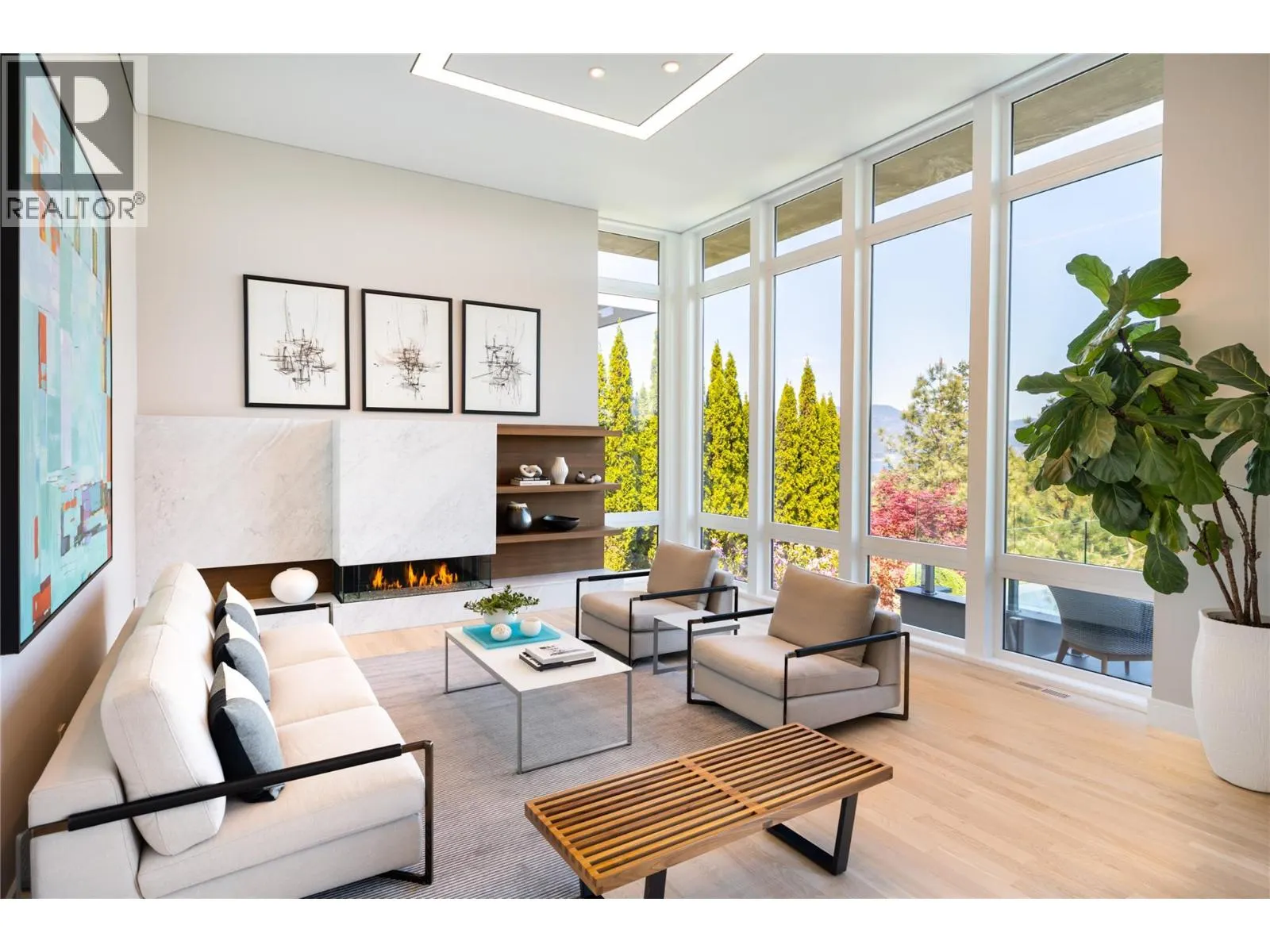 1076 Westpoint Drive